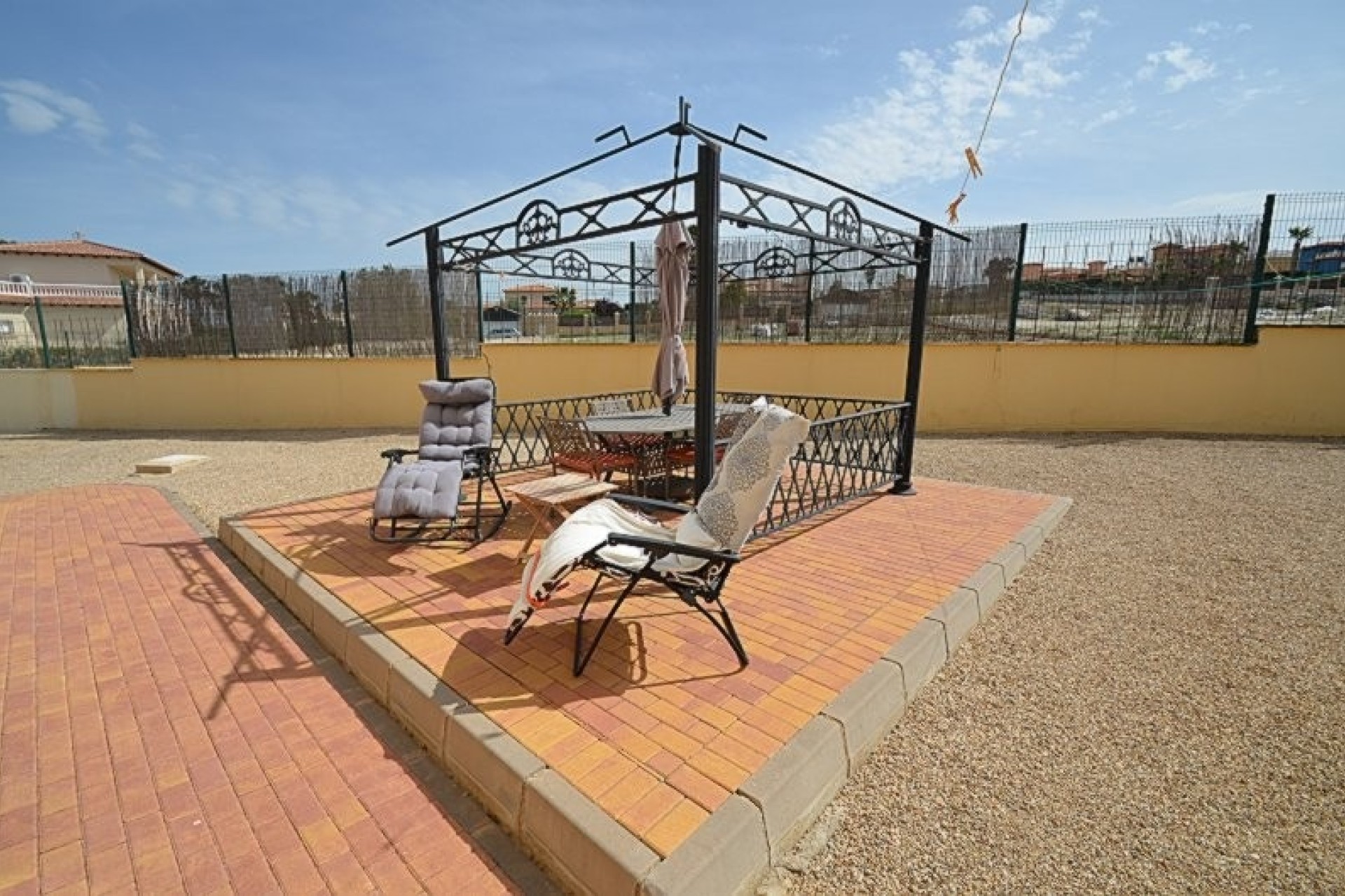 Venta - Chalet Independiente -
Campos del Rio