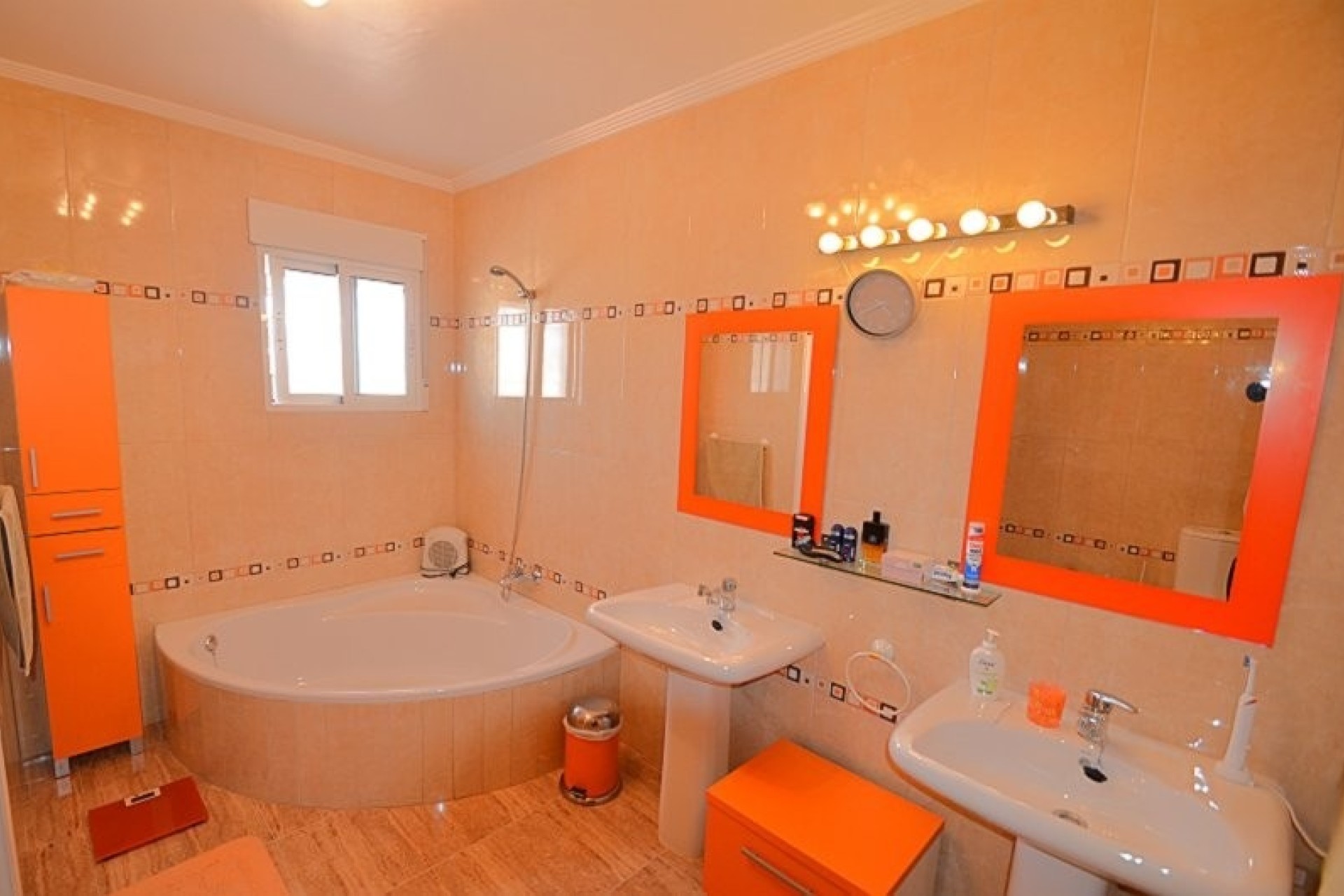 Venta - Chalet Independiente -
Campos del Rio