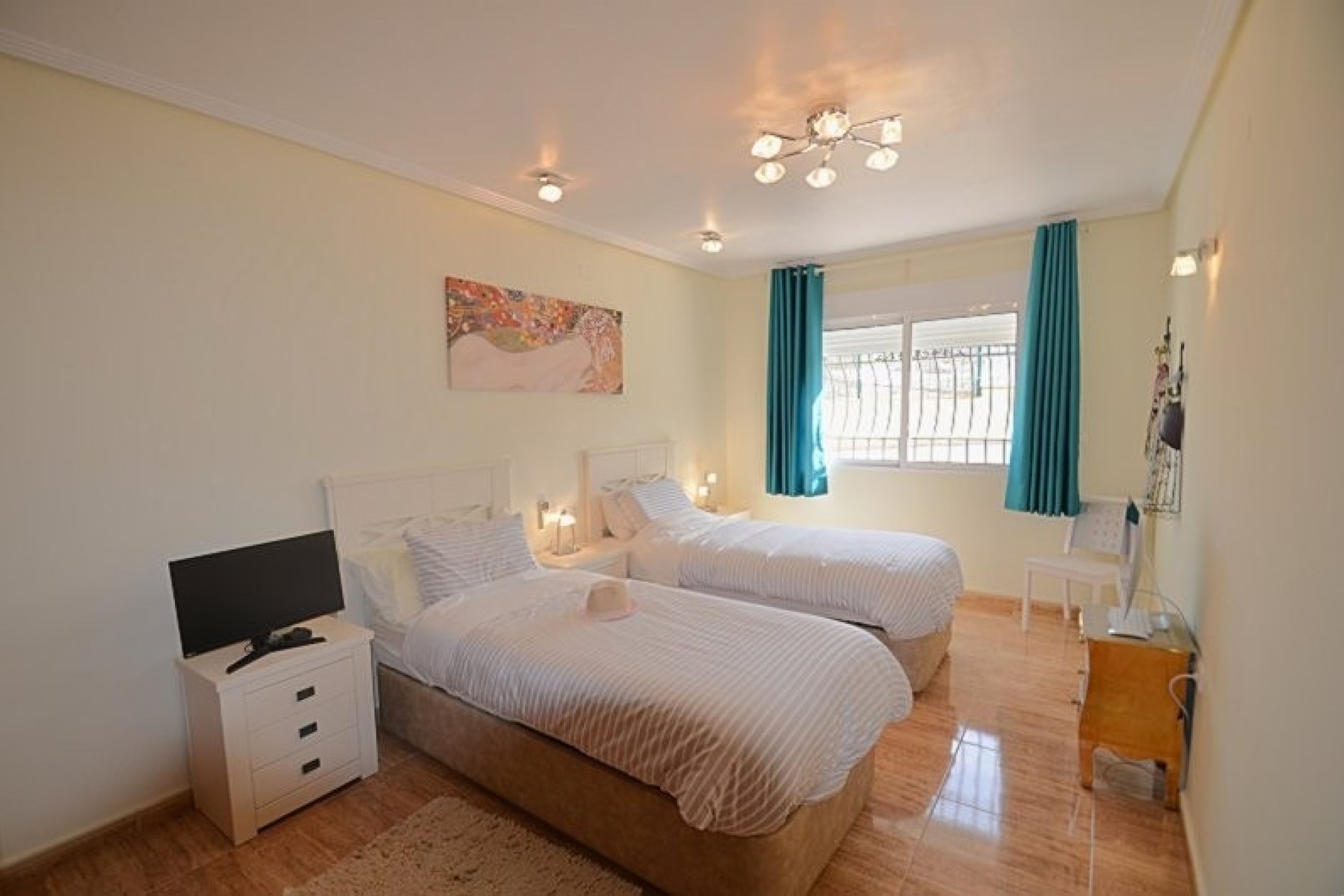 Venta - Chalet Independiente -
Campos del Rio