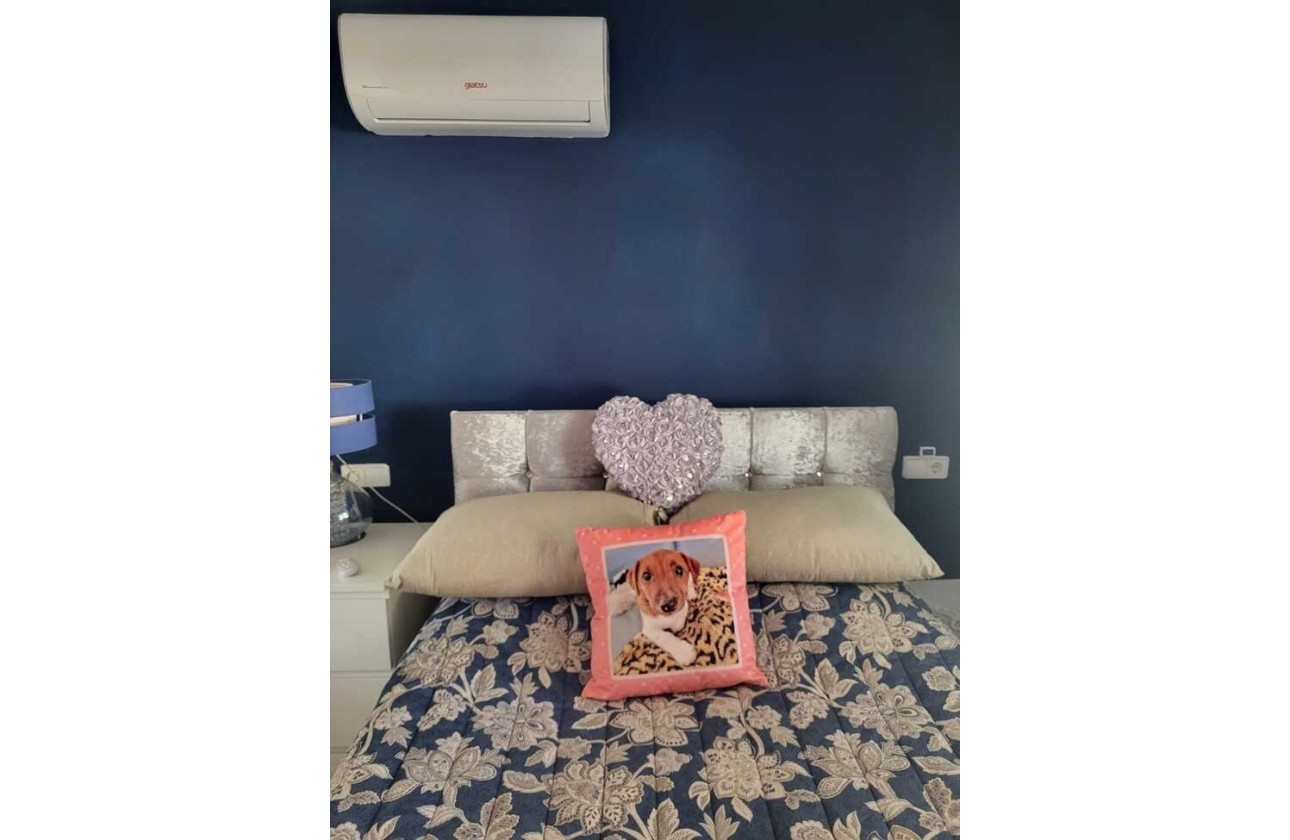 Venta - Chalet Independiente -
Camposol