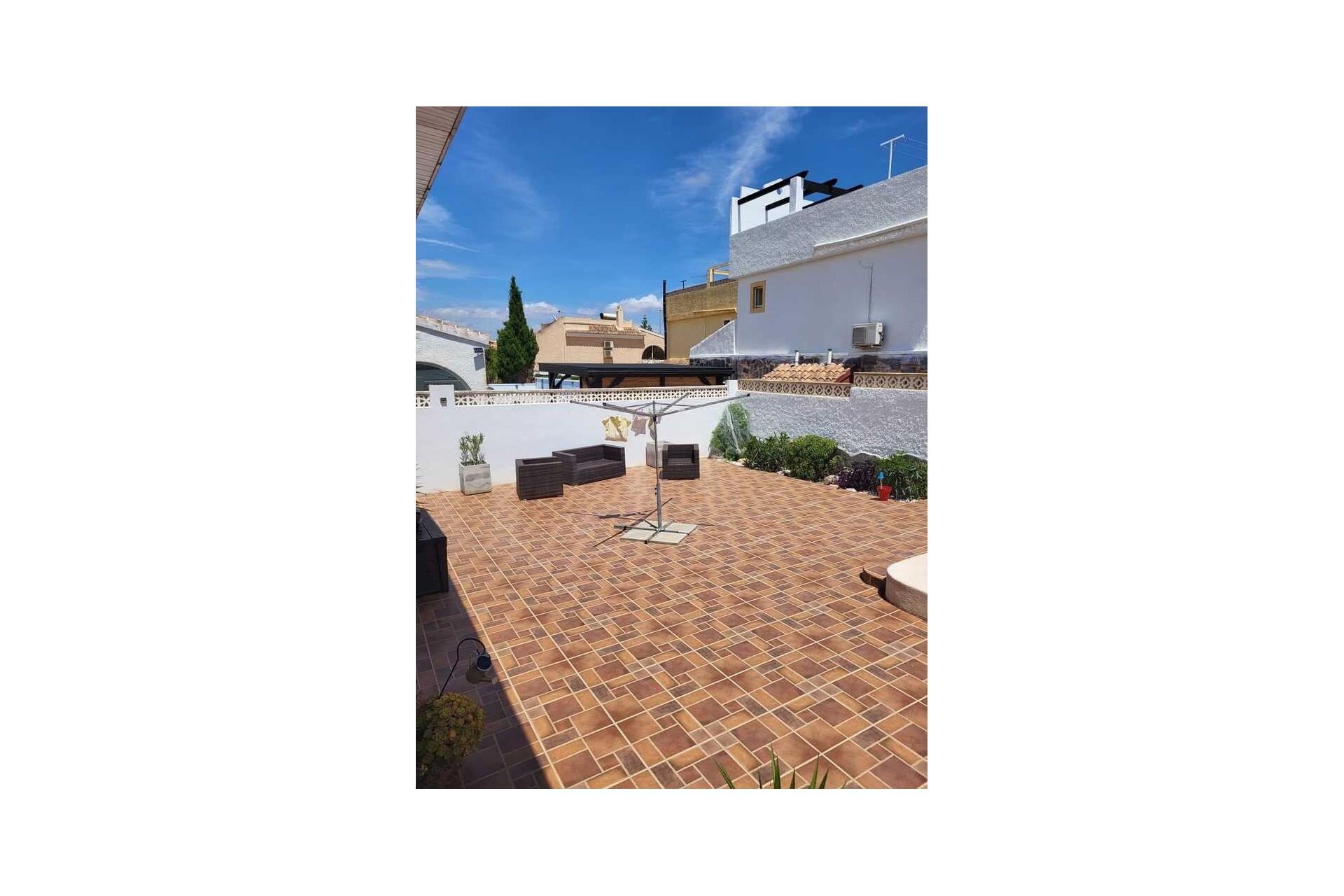 Venta - Chalet Independiente -
Camposol