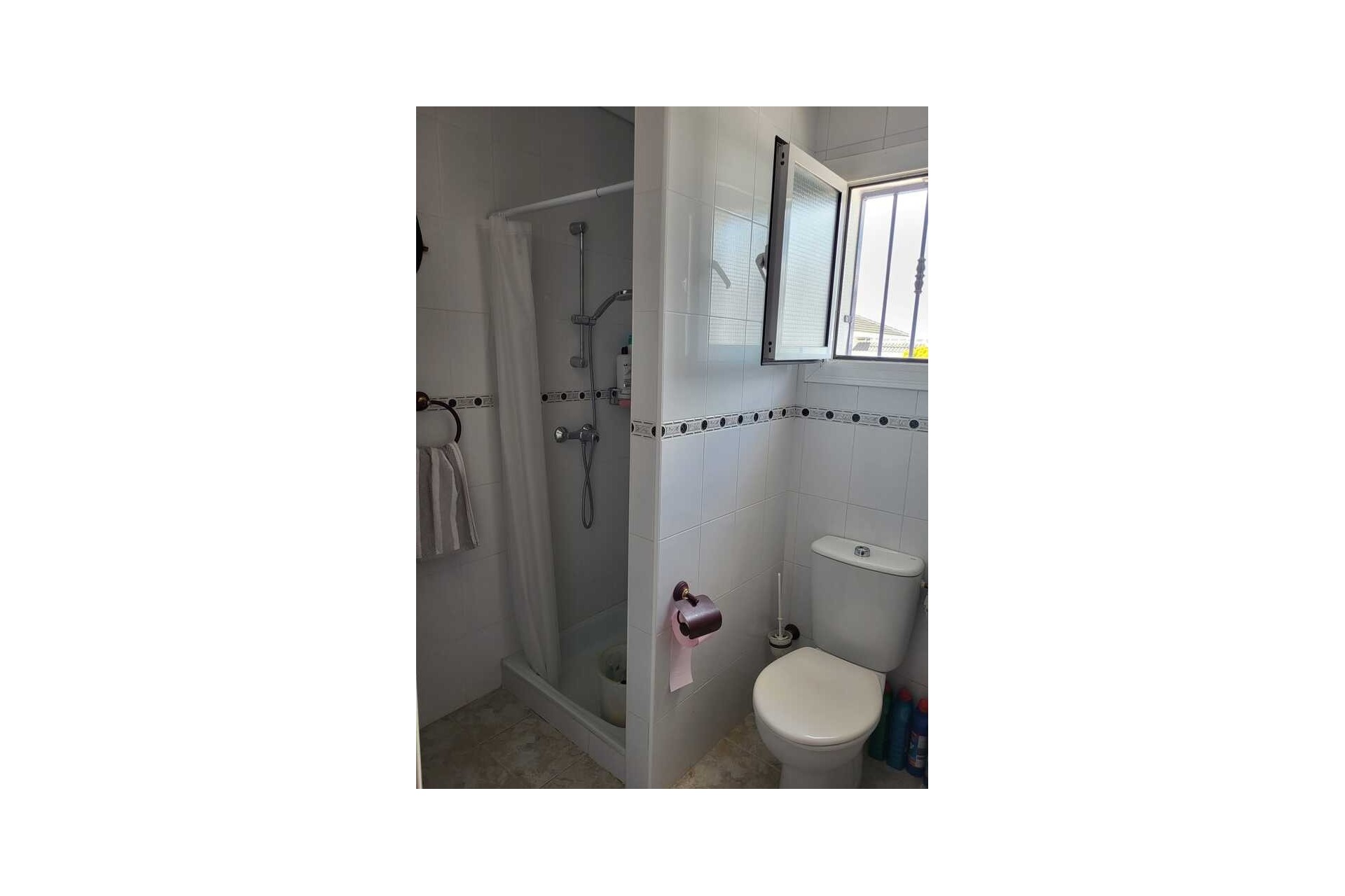 Venta - Chalet Independiente -
Camposol