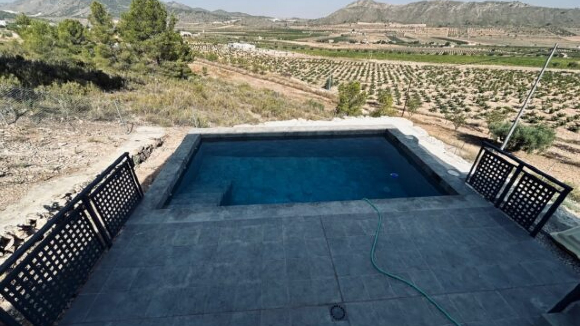 Venta - Chalet Independiente -
Cañada de la Leña - Canada de la Lena