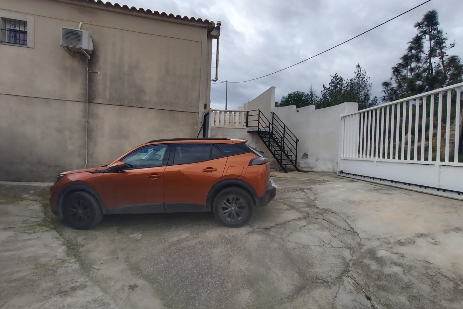 Venta - Chalet Independiente -
Cañadas de San Pedro - Inland