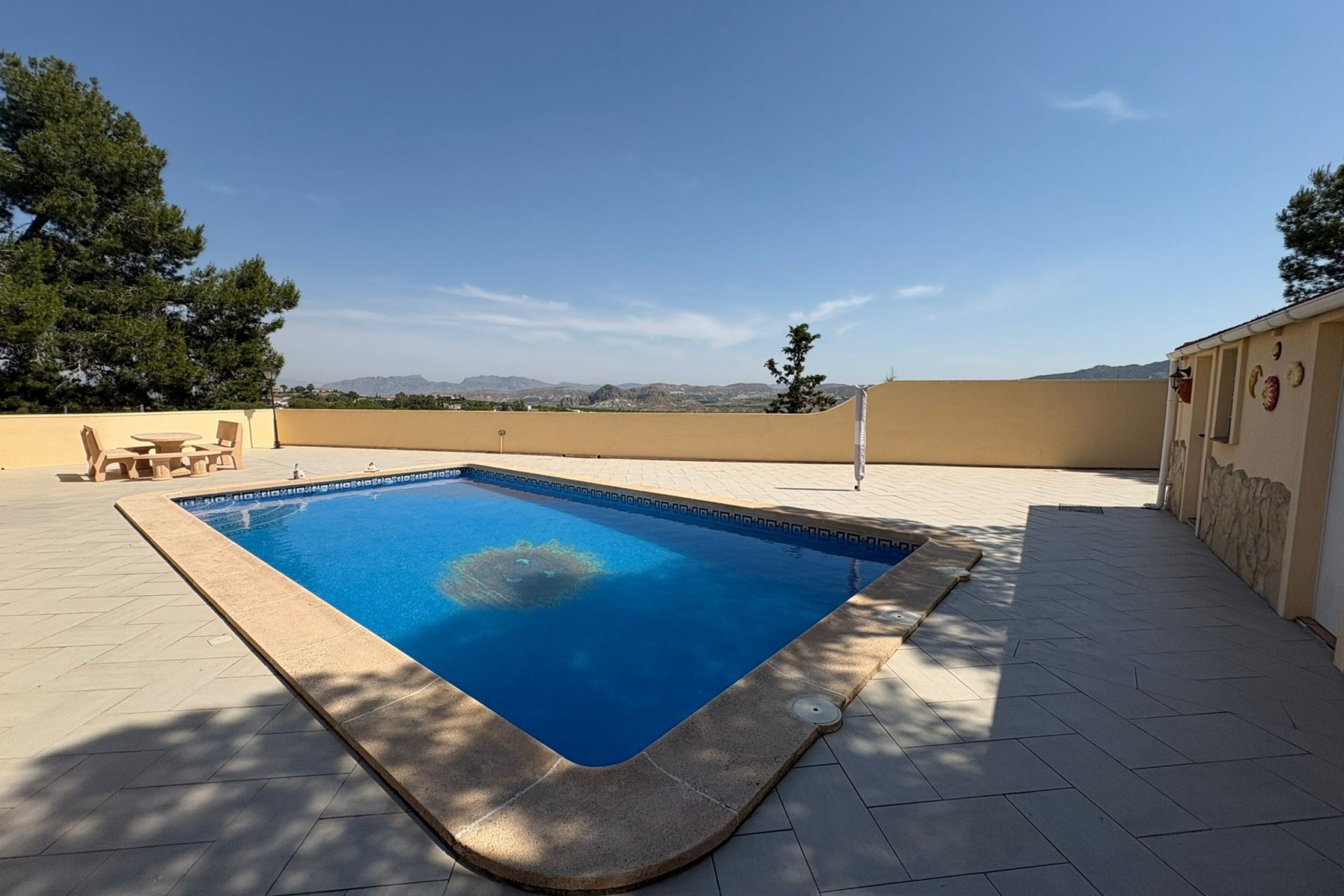 Venta - Chalet Independiente -
Cañadas de San Pedro - Inland