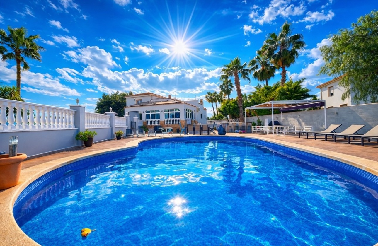Venta - Chalet Independiente -
Catral - Costa Blanca