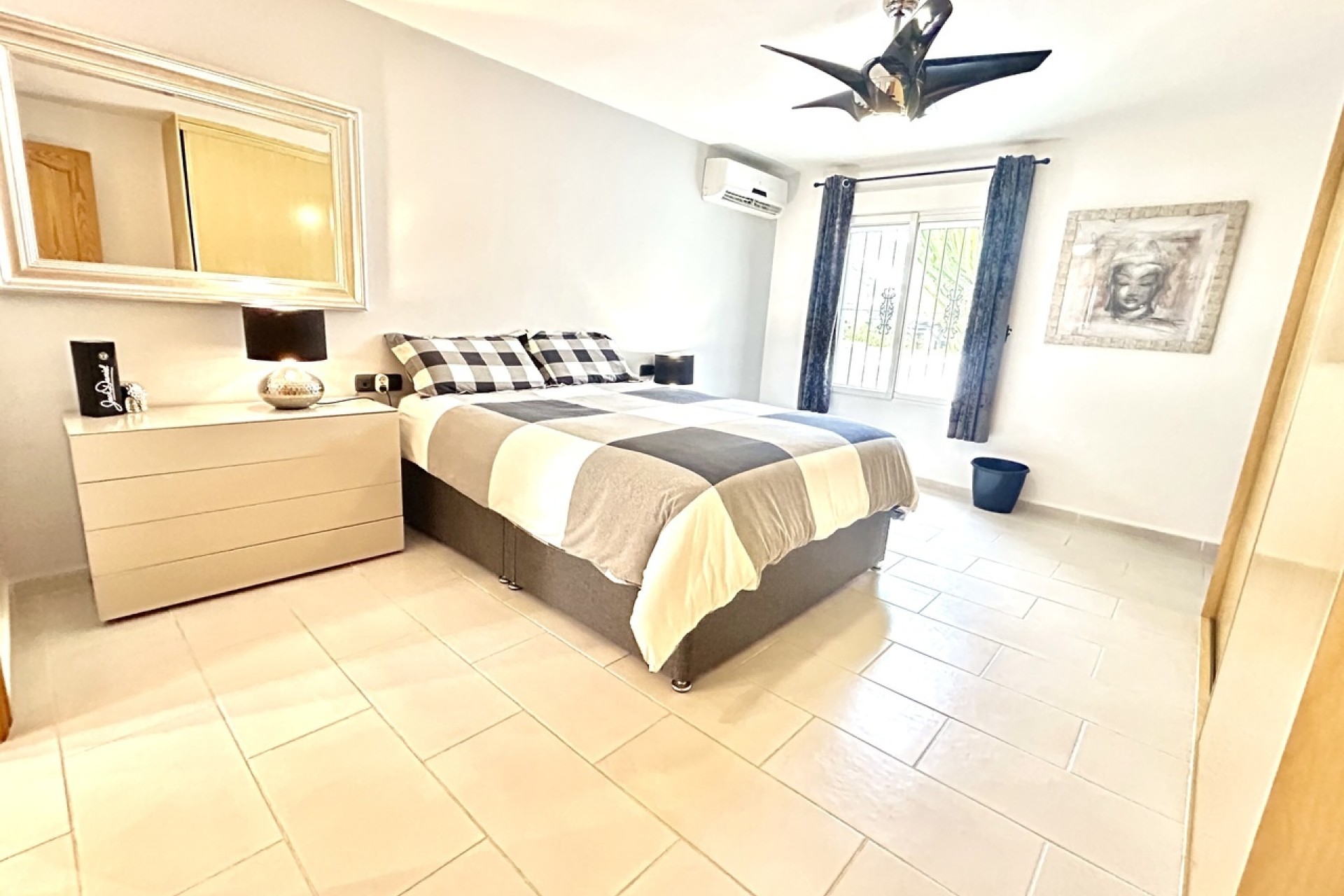 Venta - Chalet Independiente -
Catral - Costa Blanca