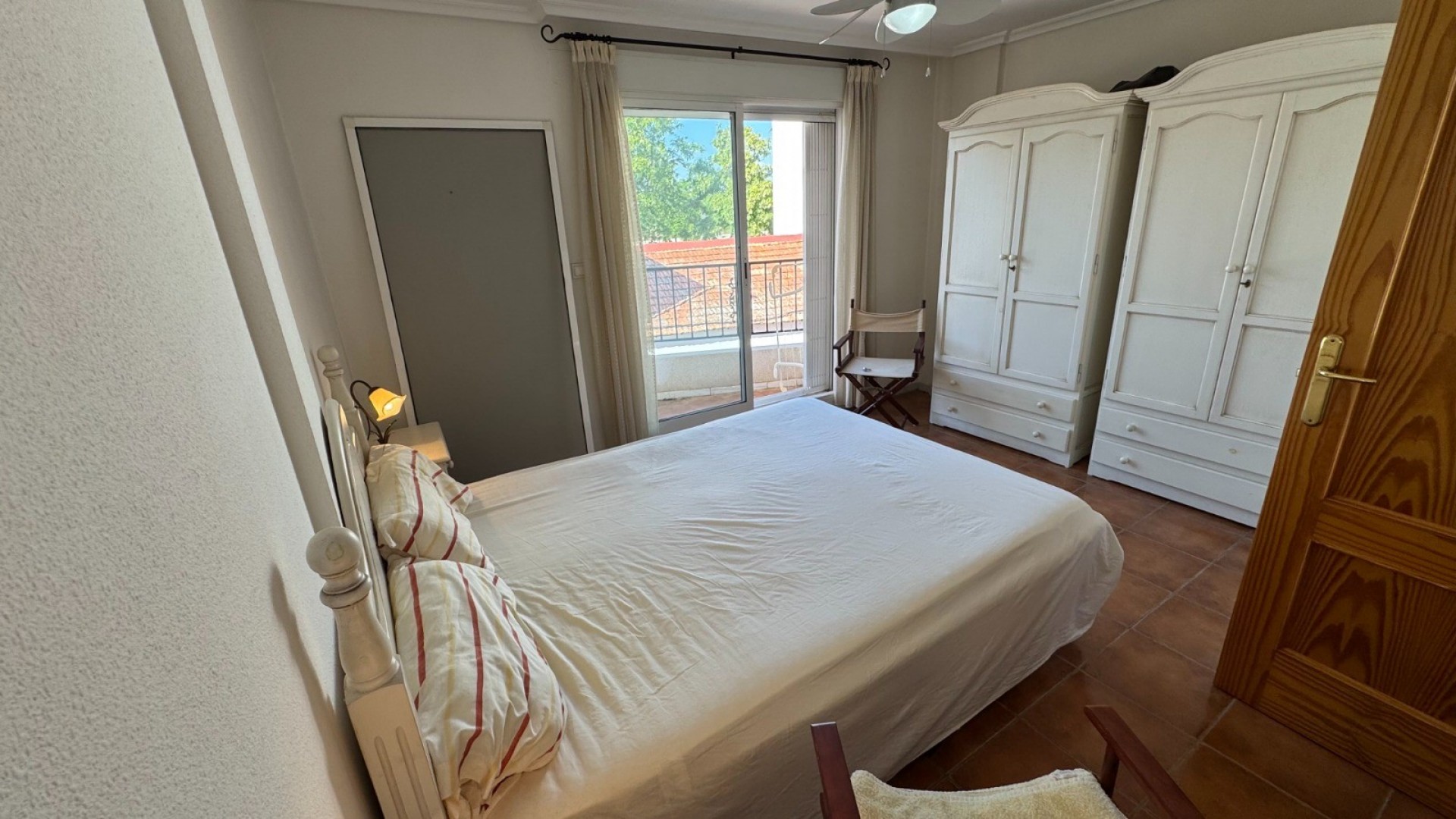 Venta - Chalet Independiente -
Catral