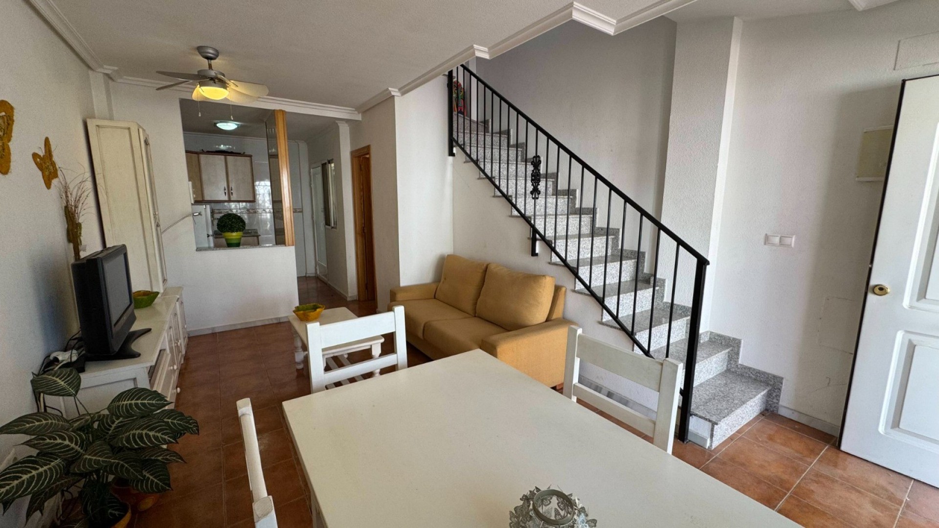 Venta - Chalet Independiente -
Catral