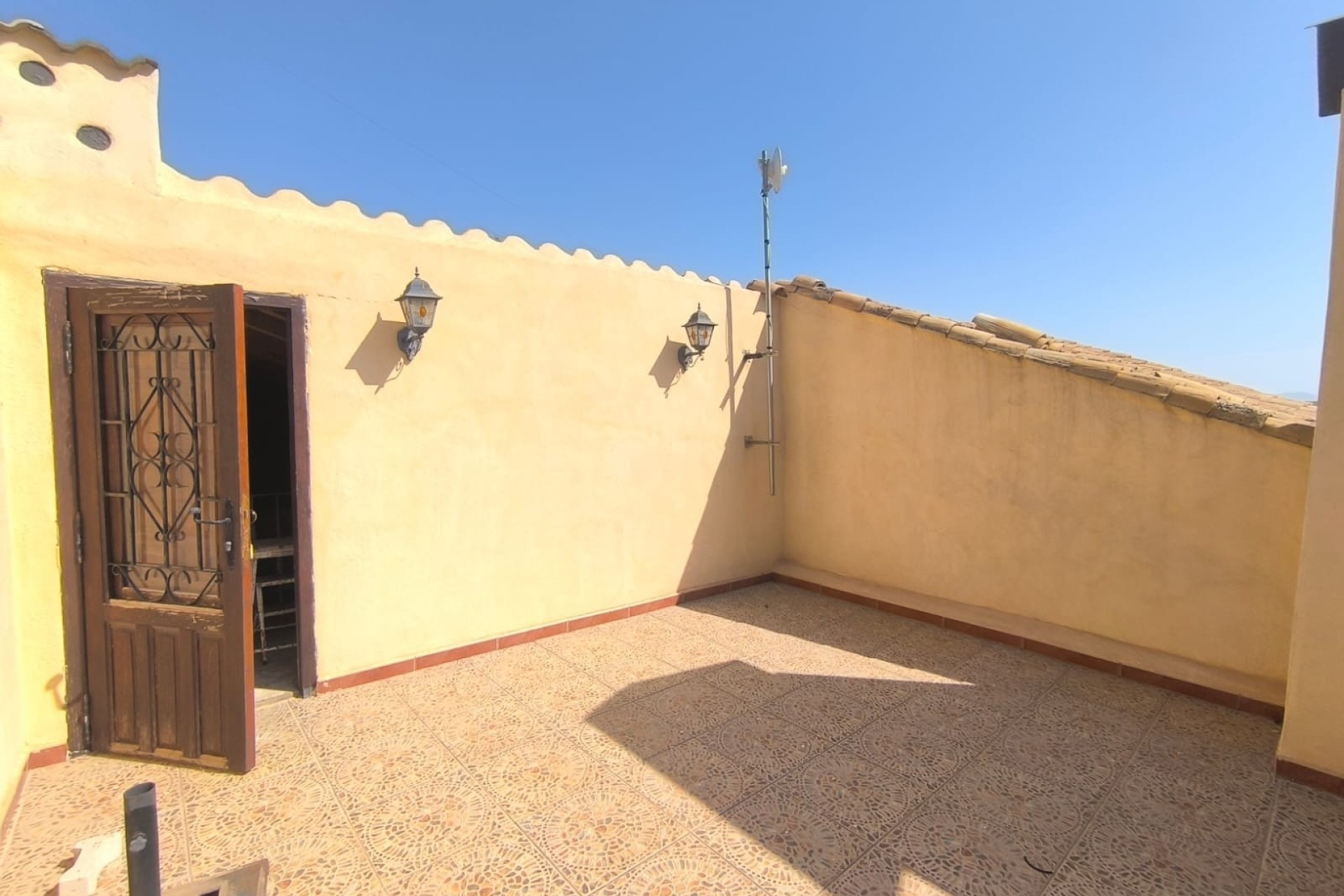 Venta - Chalet Independiente -
Chinorlet