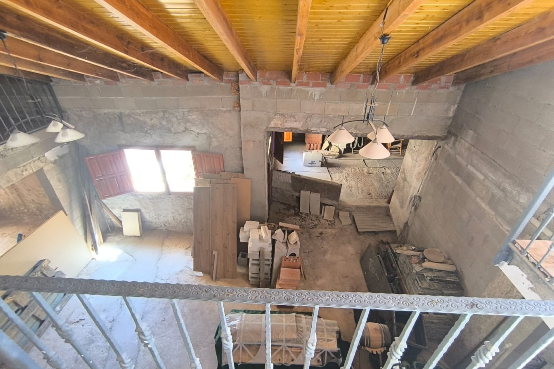 Venta - Chalet Independiente -
Chinorlet