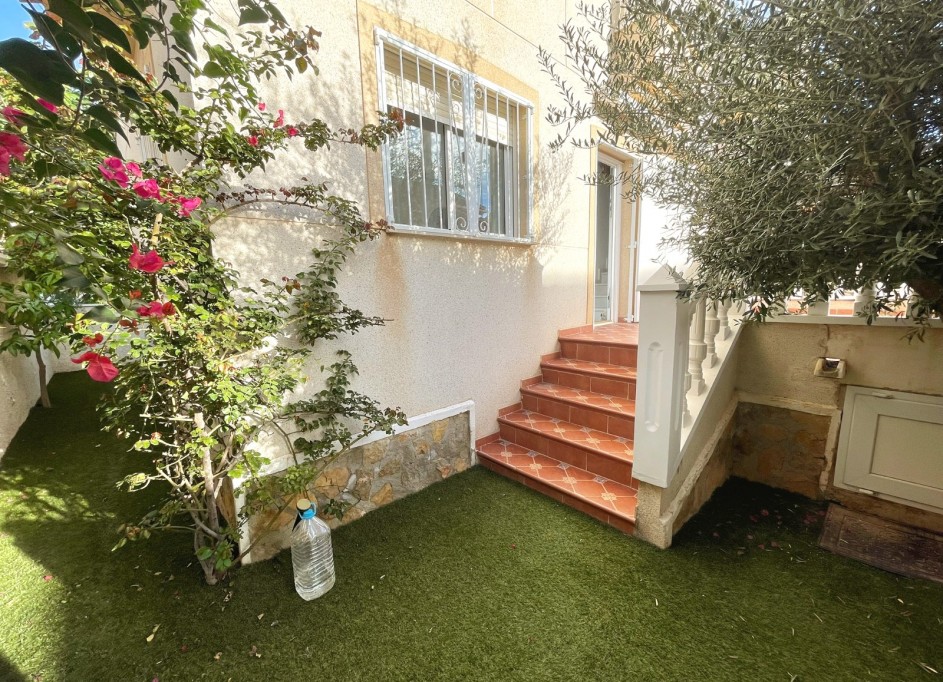 Venta - Chalet Independiente -
Ciudad Quesada - Rojales - Airstrip