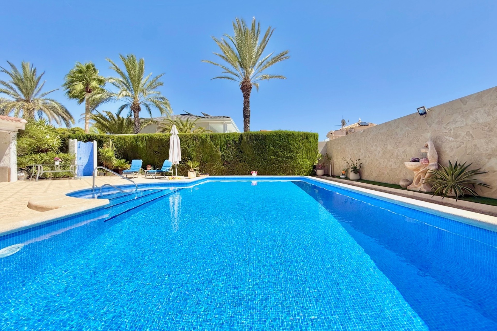 Venta - Chalet Independiente -
Ciudad Quesada - Rojales - Centro de la Ciudad Quesada
