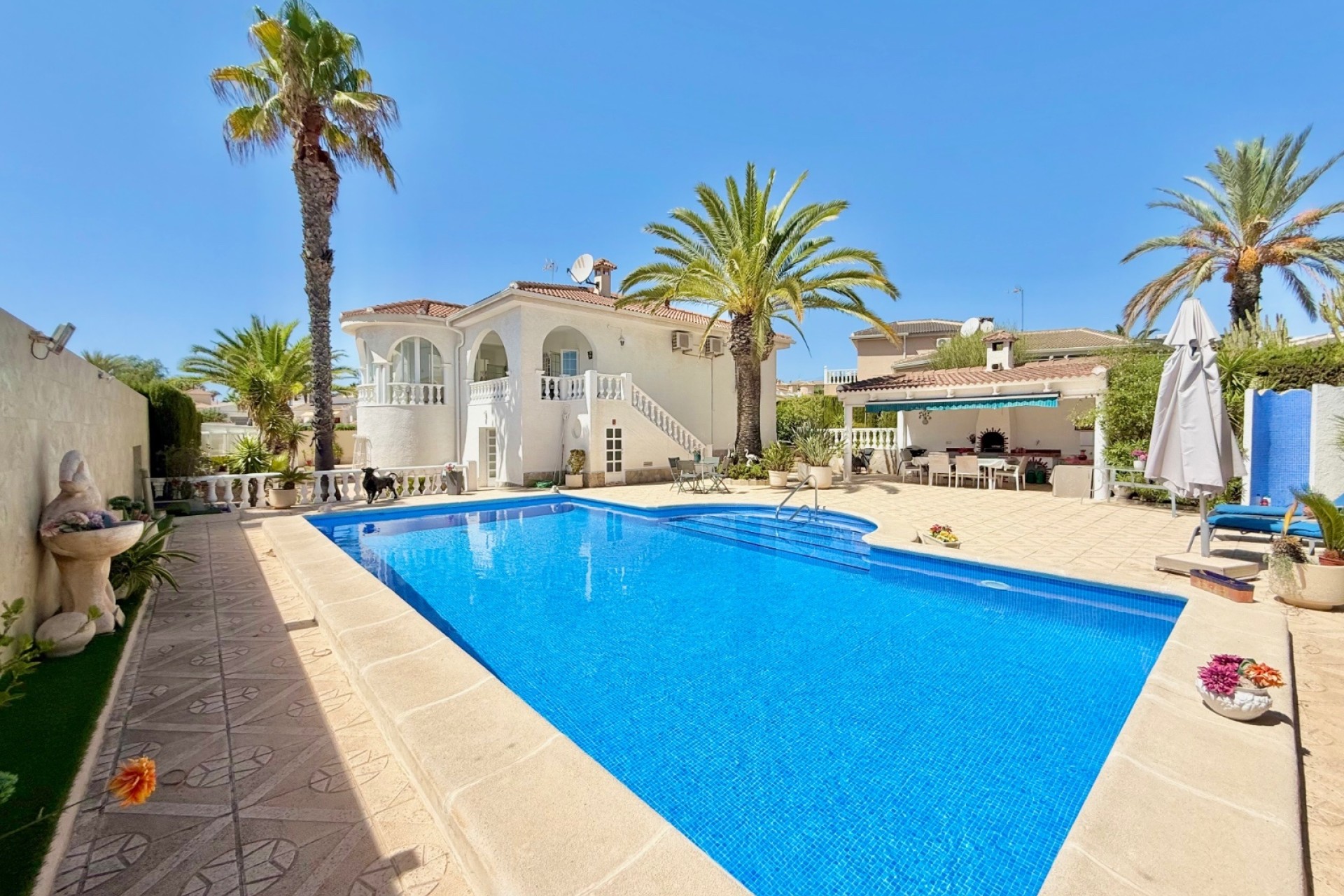 Venta - Chalet Independiente -
Ciudad Quesada - Rojales - Centro de la Ciudad Quesada