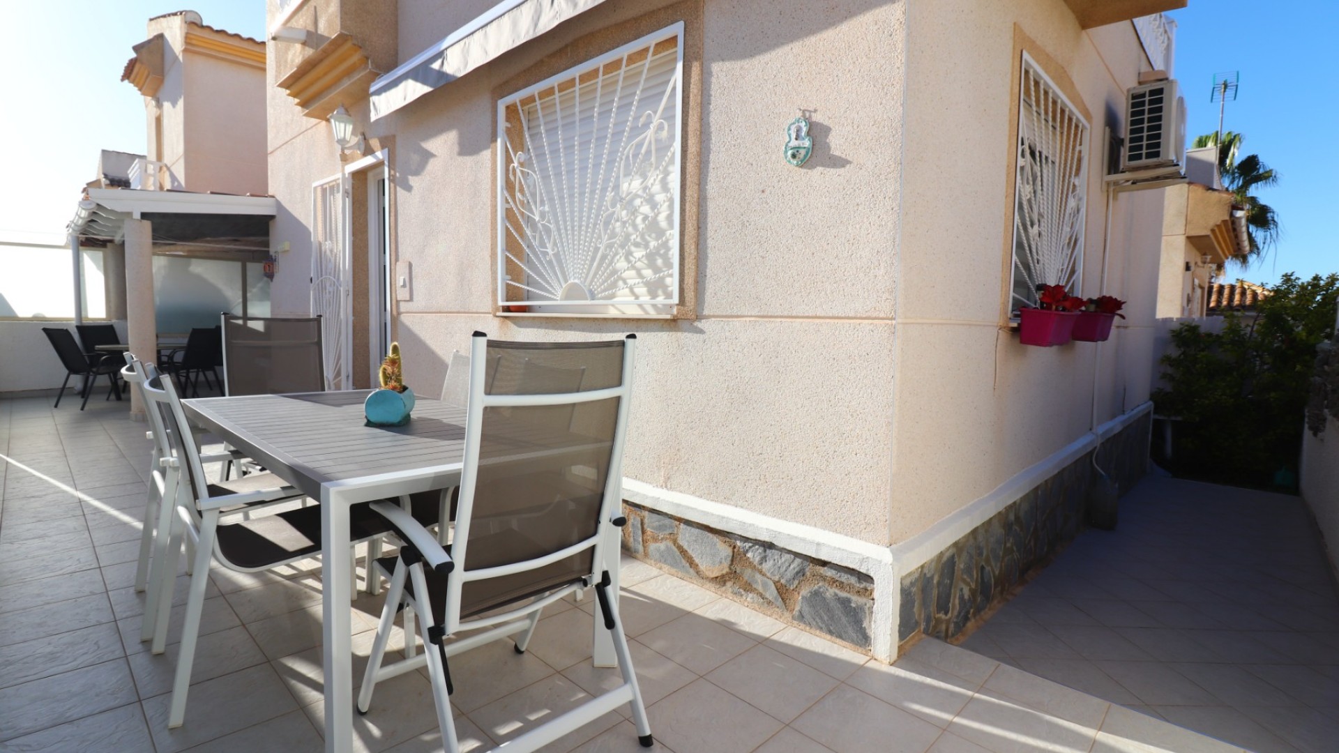 Venta - Chalet Independiente -
Ciudad Quesada - Rojales - Ciudad Quesada - Town