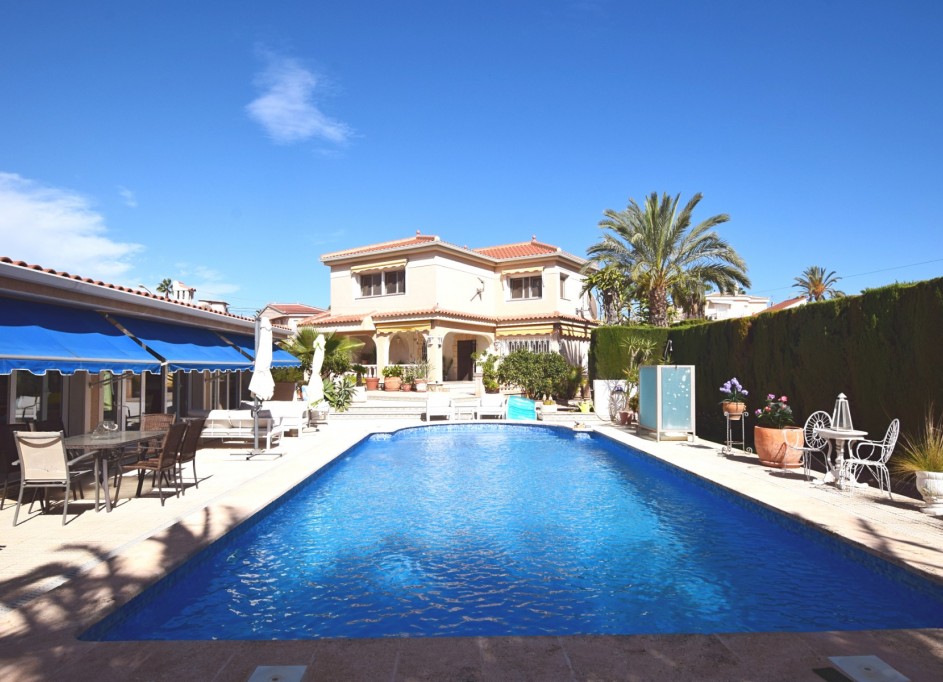 Venta - Chalet Independiente -
Ciudad Quesada - Rojales - Ciudad Quesada