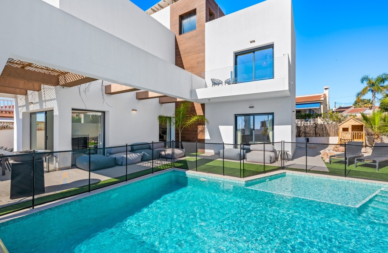 Venta - Chalet Independiente -
Ciudad Quesada - Rojales - Ciudad Quesada