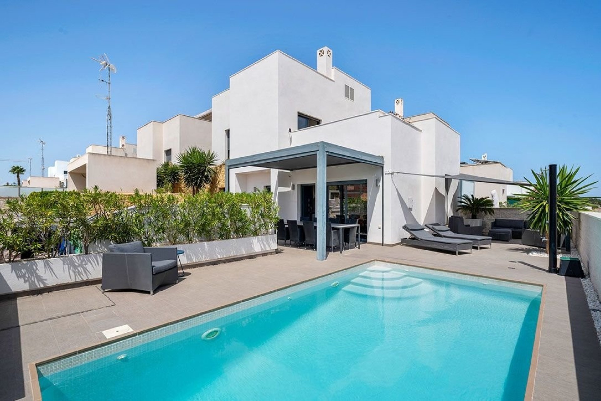 Venta - Chalet Independiente -
Ciudad Quesada - Rojales - Ciudad Quesada