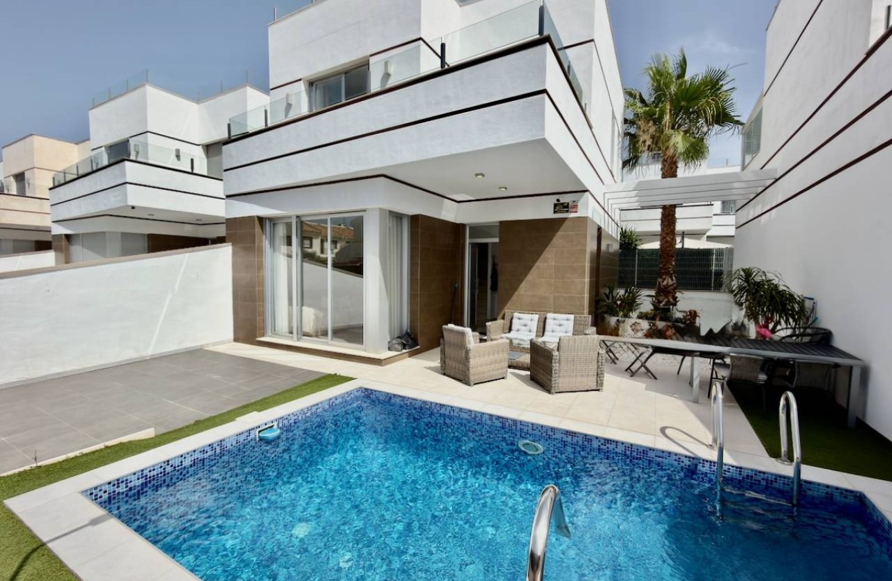 Venta - Chalet Independiente -
Ciudad Quesada - Rojales - Ciudad Quesada