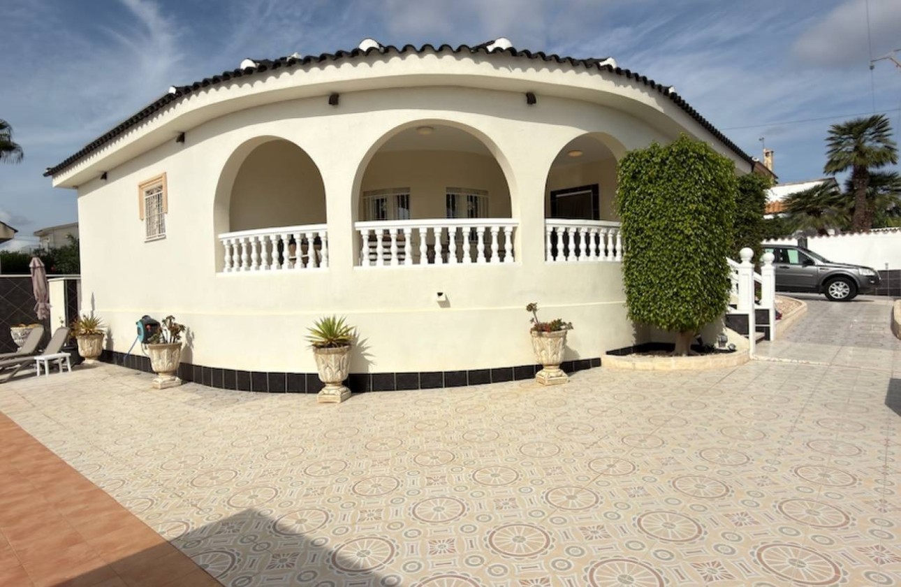 Venta - Chalet Independiente -
Ciudad Quesada - Rojales - Ciudad Quesada