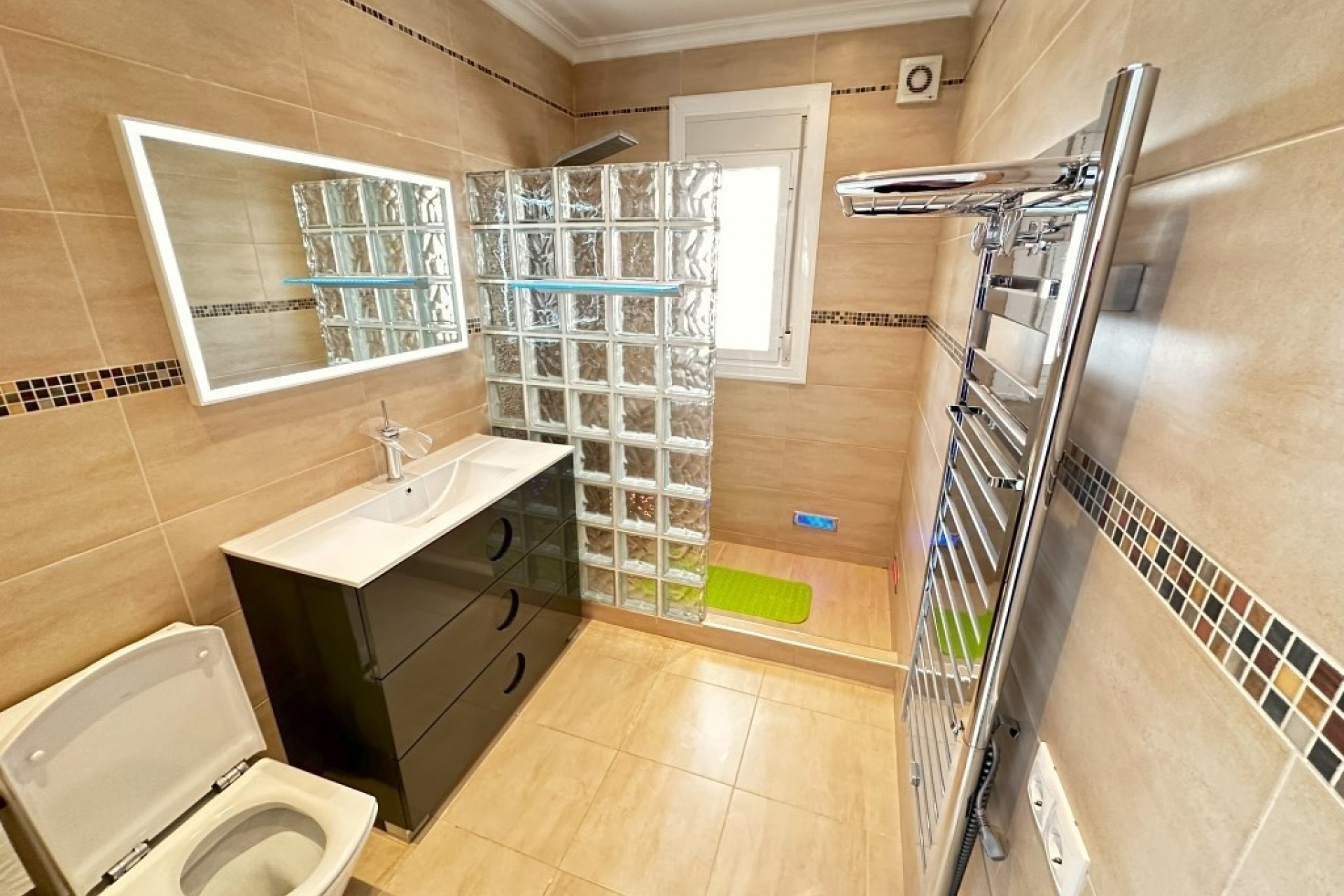 Venta - Chalet Independiente -
Ciudad Quesada - Rojales - Ciudad Quesada