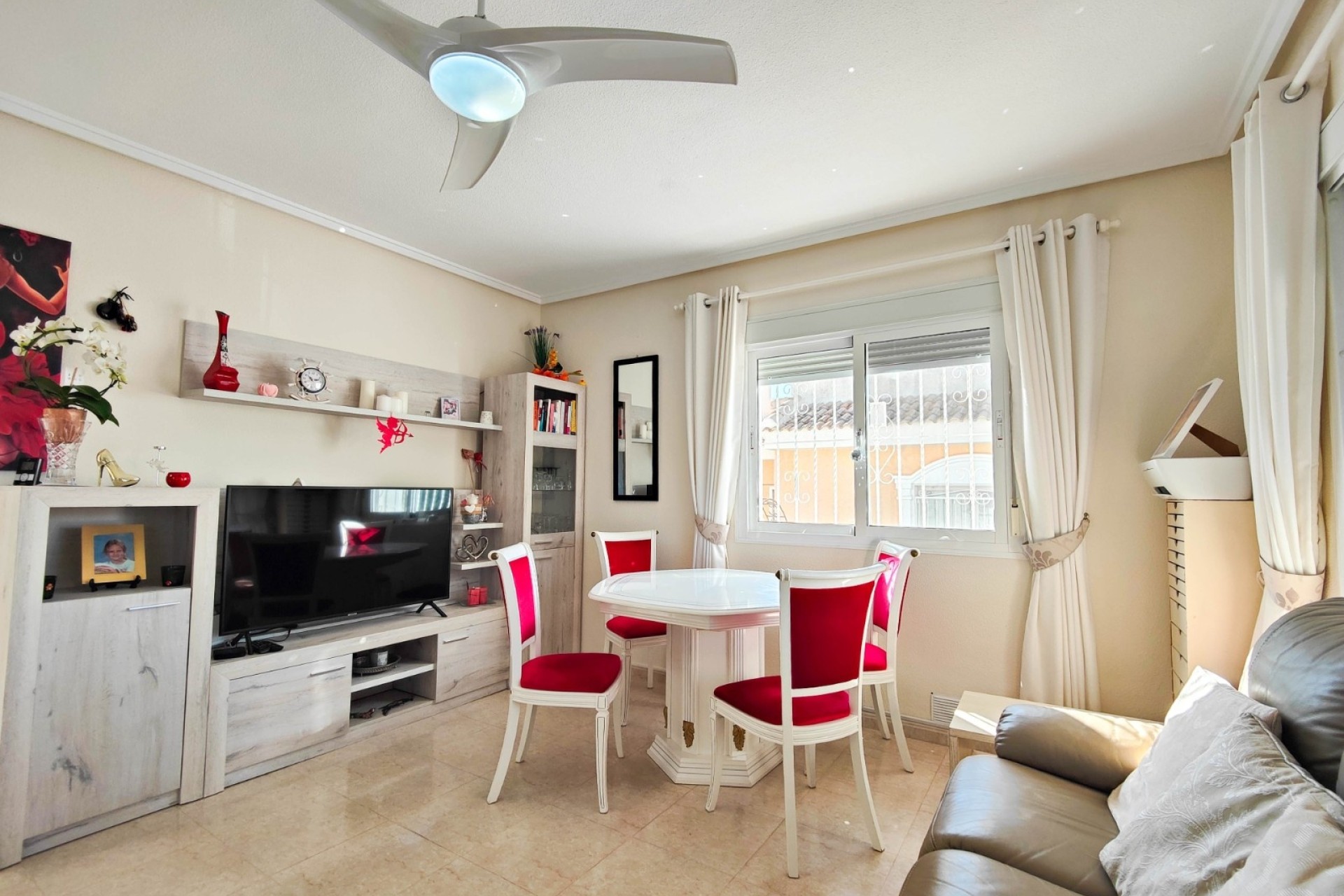 Venta - Chalet Independiente -
Ciudad Quesada - Rojales - Costa Blanca