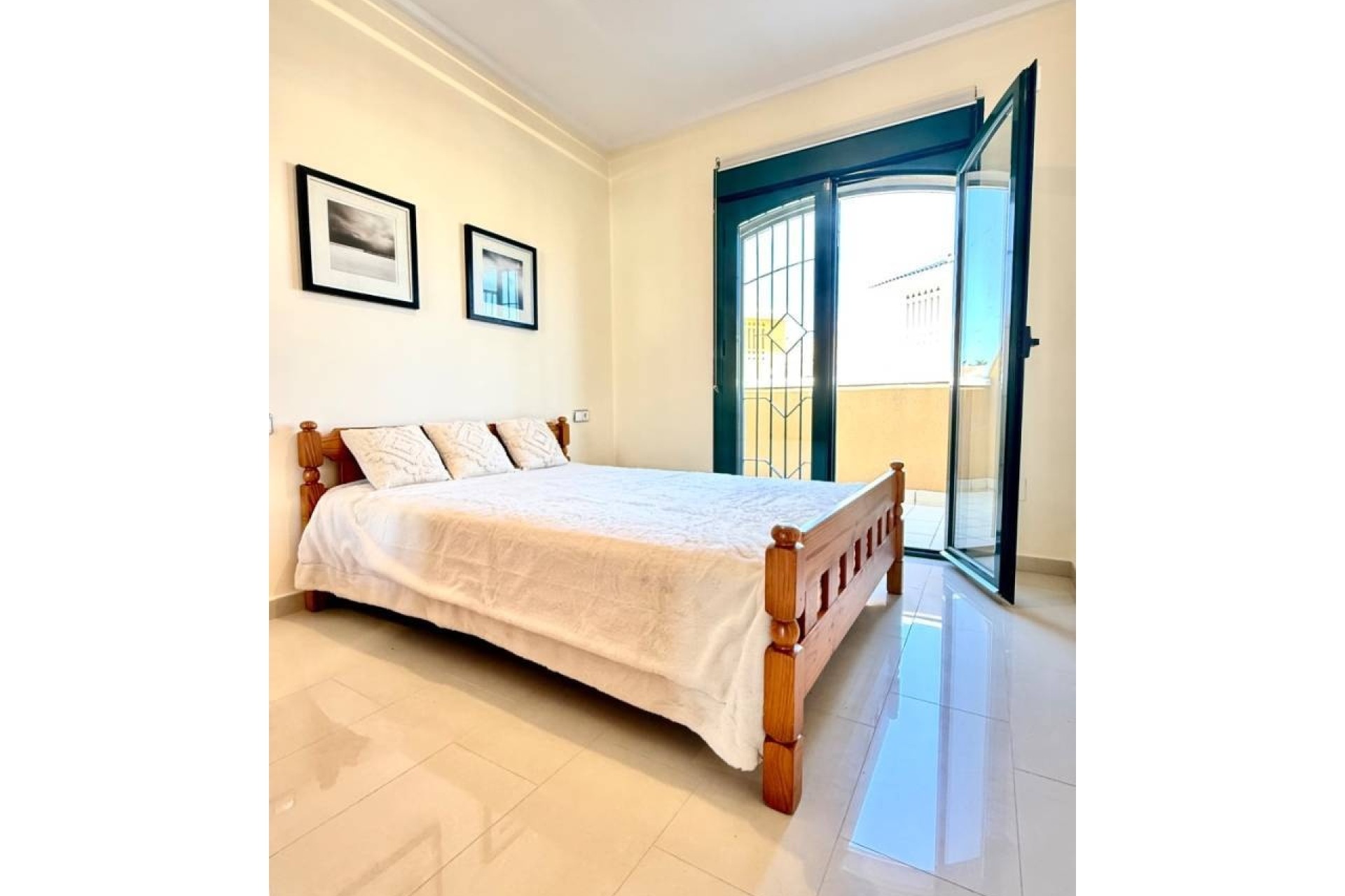 Venta - Chalet Independiente -
Ciudad Quesada - Rojales - Doña Pepa