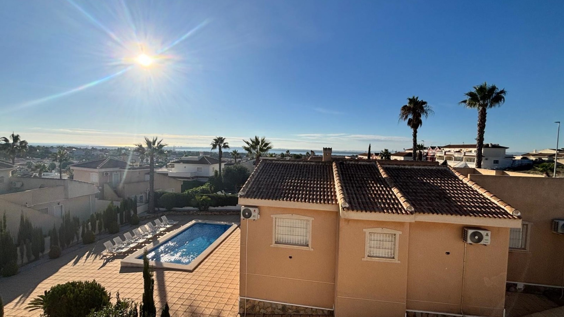 Venta - Chalet Independiente -
Ciudad Quesada - Rojales - La Fiesta