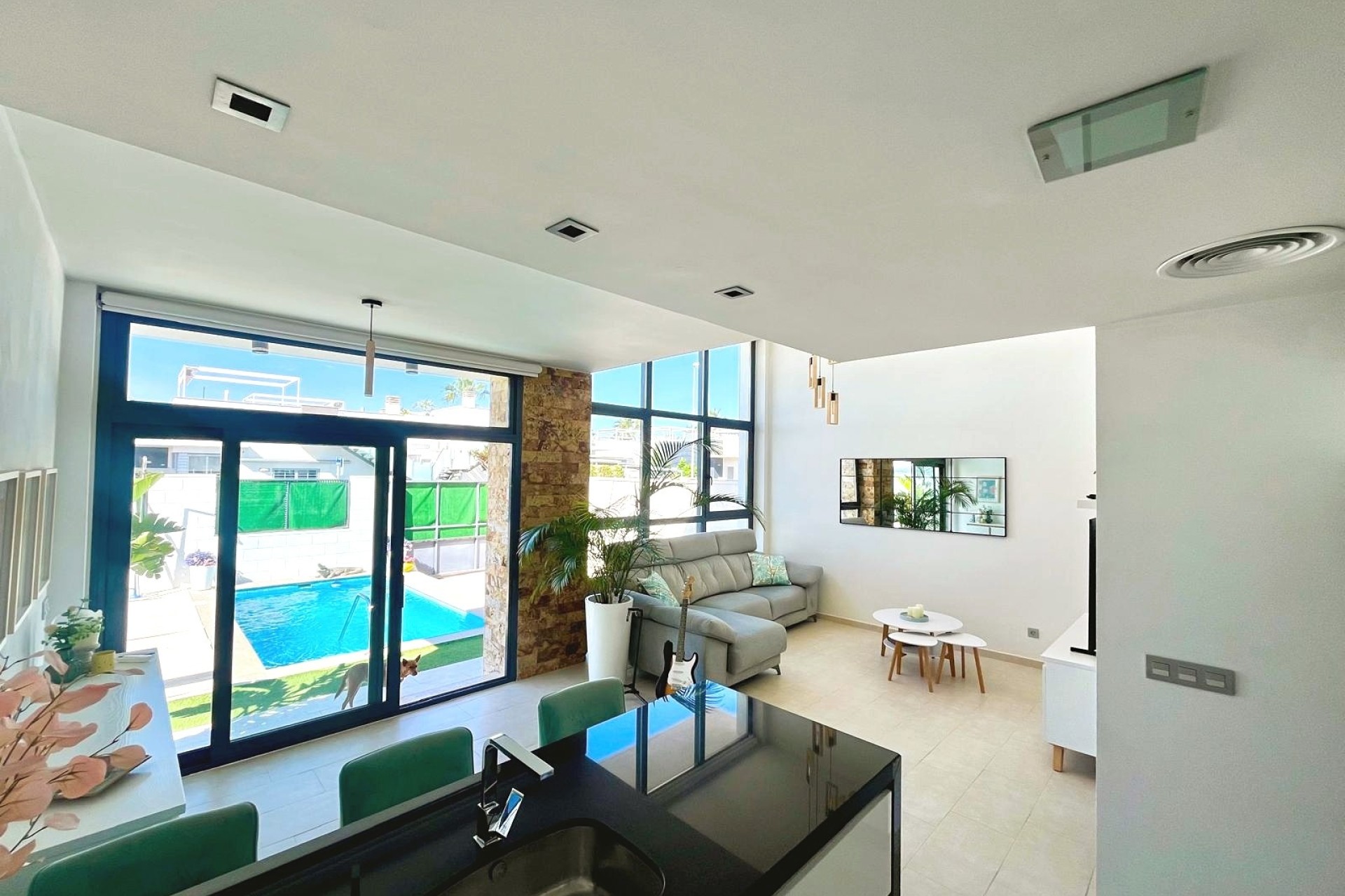 Venta - Chalet Independiente -
Ciudad Quesada - Rojales - Pueblo Bravo