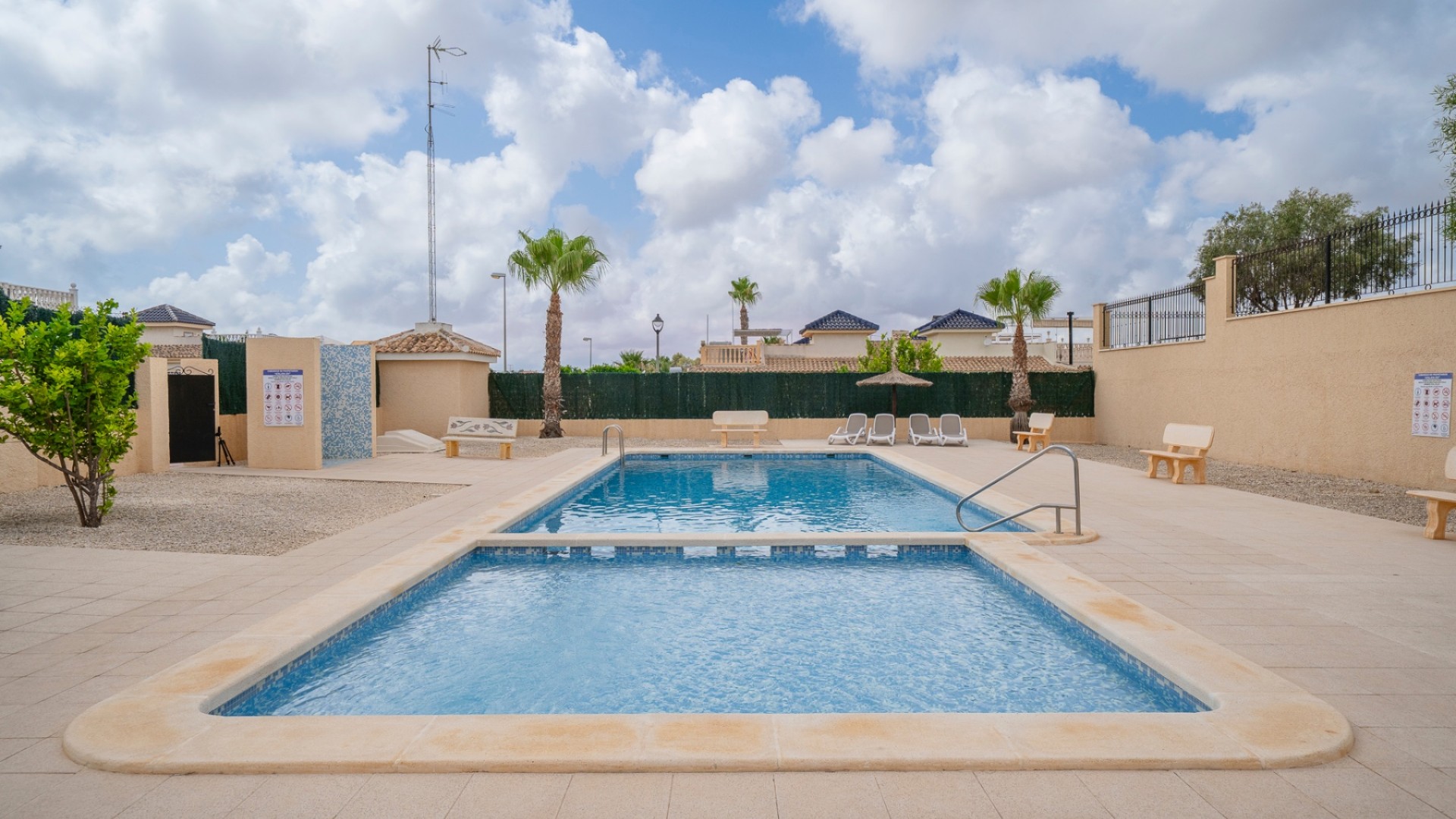 Venta - Chalet Independiente -
Ciudad Quesada - Rojales - Rojales