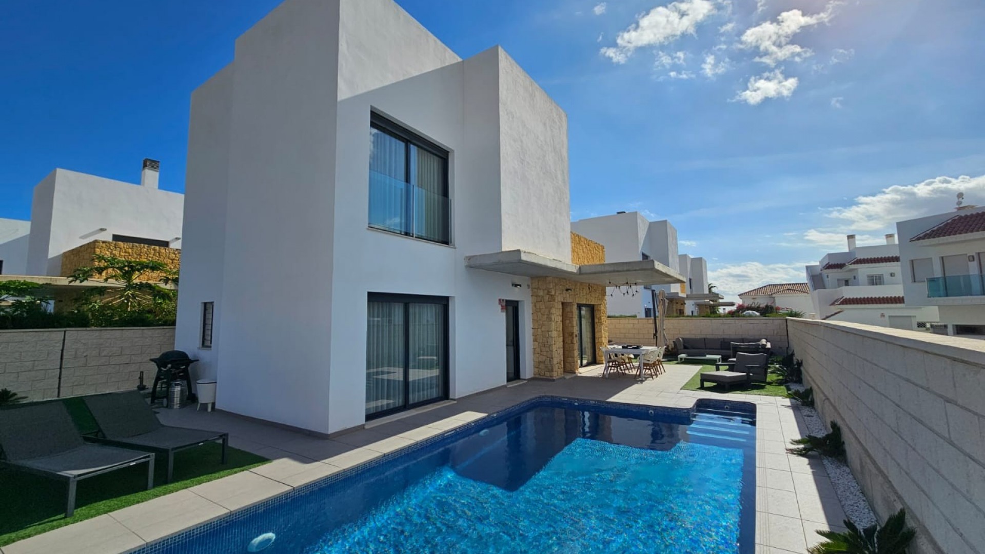 Venta - Chalet Independiente -
Ciudad Quesada - Rojales - Rojales