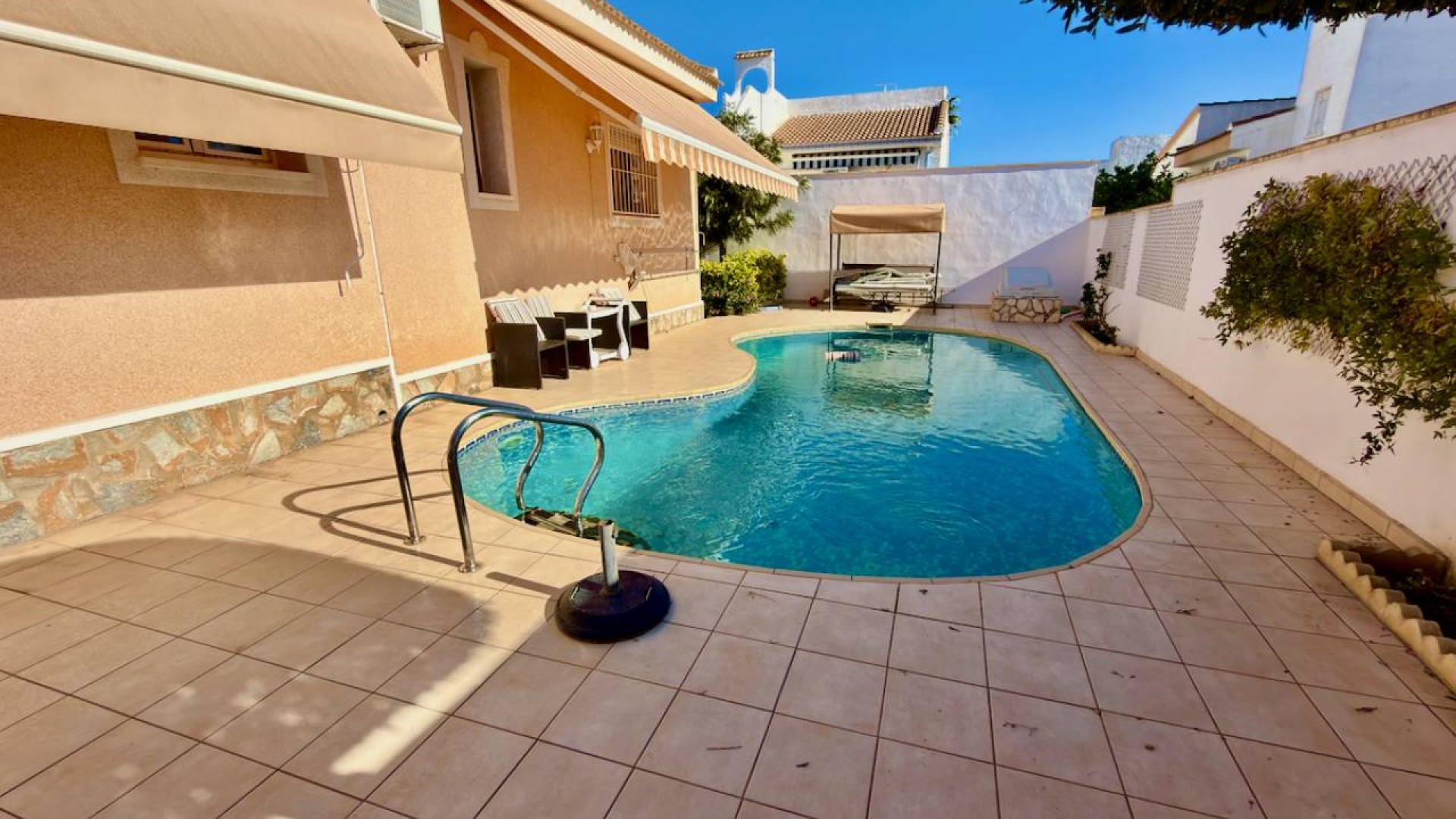 Venta - Chalet Independiente -
Ciudad Quesada - Rojales - Rojales