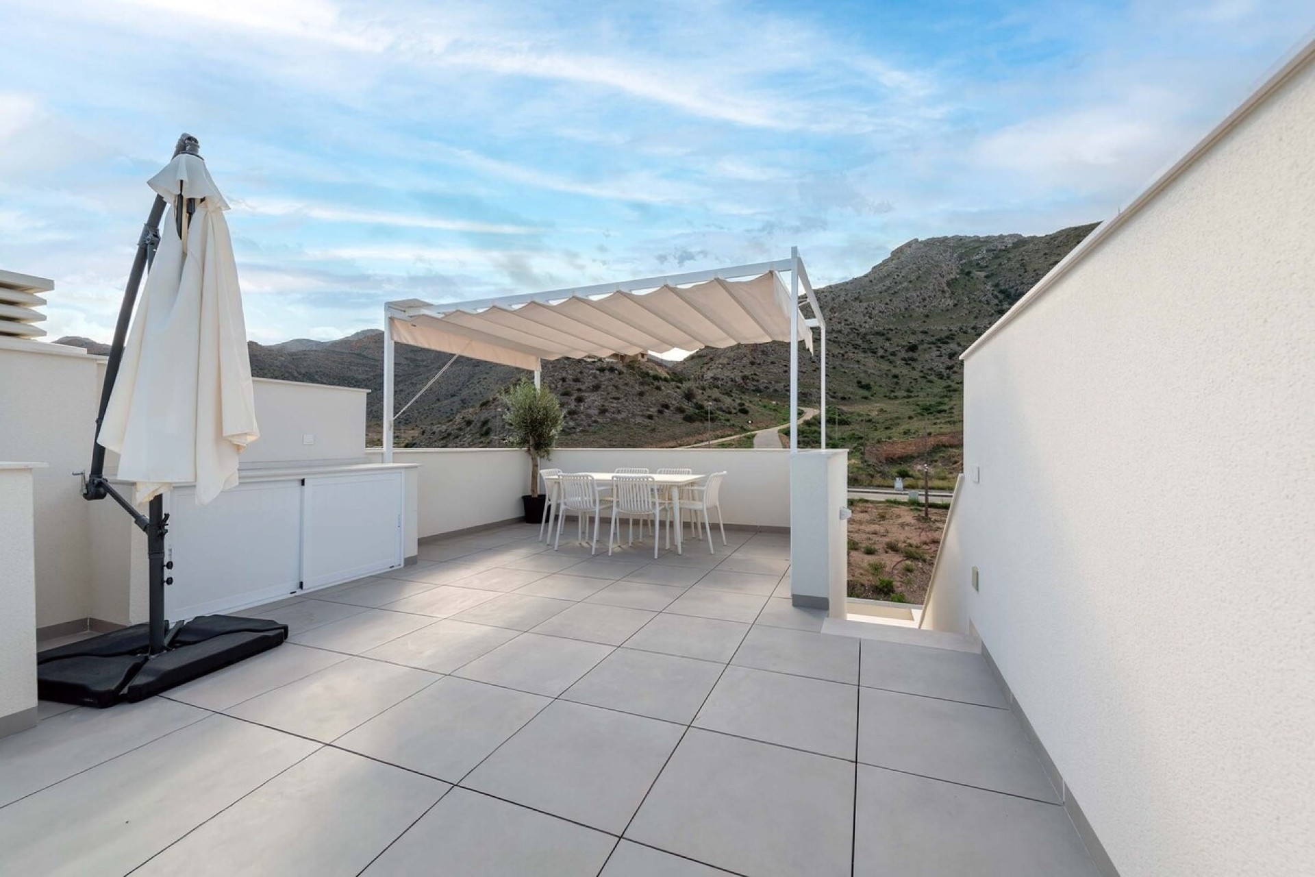 Venta - Chalet Independiente -
Cox - Costa Blanca