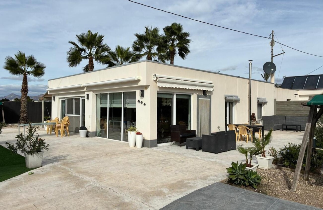 Venta - Chalet Independiente -
Crevillente - Costa Blanca