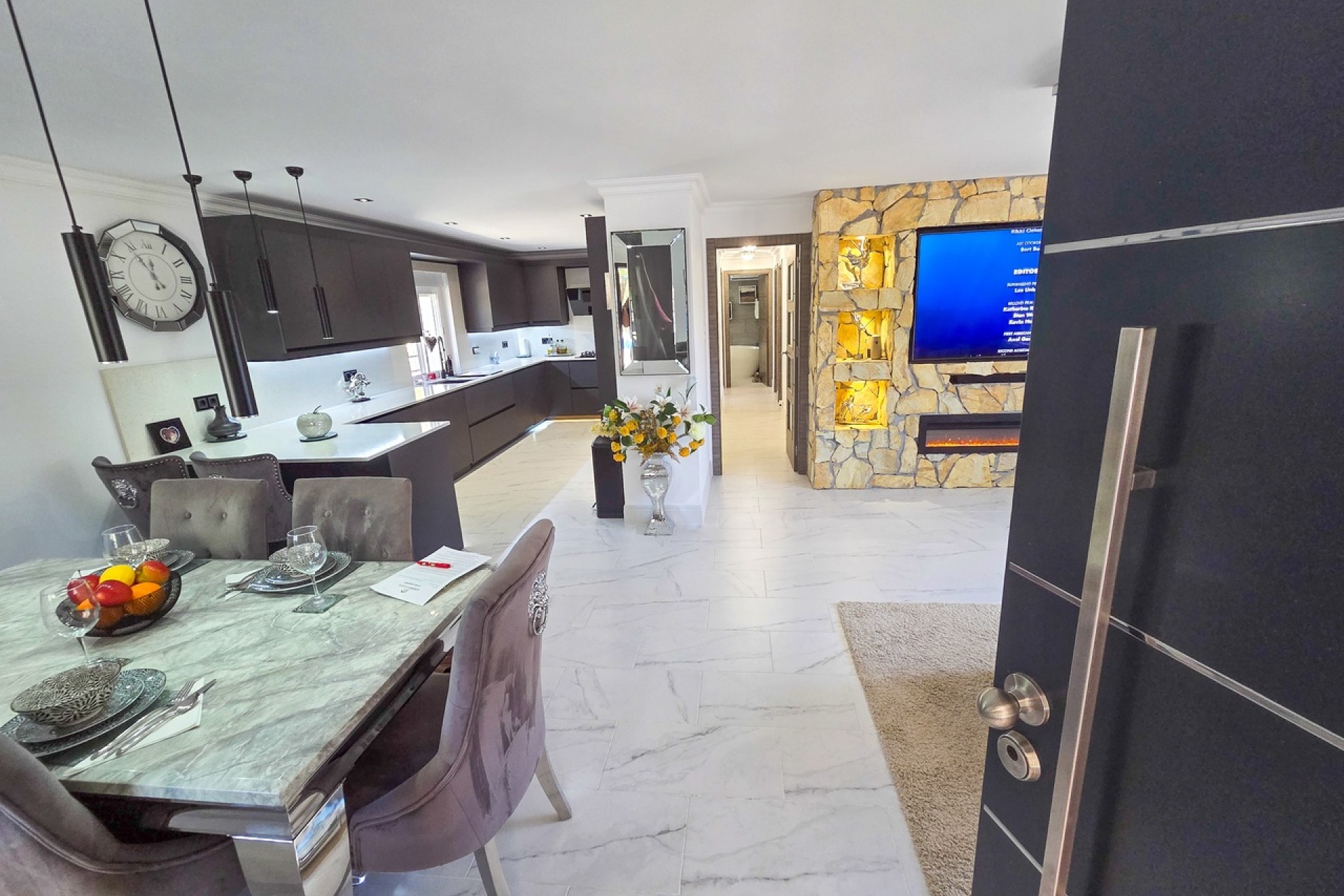 Venta - Chalet Independiente -
Crevillente
