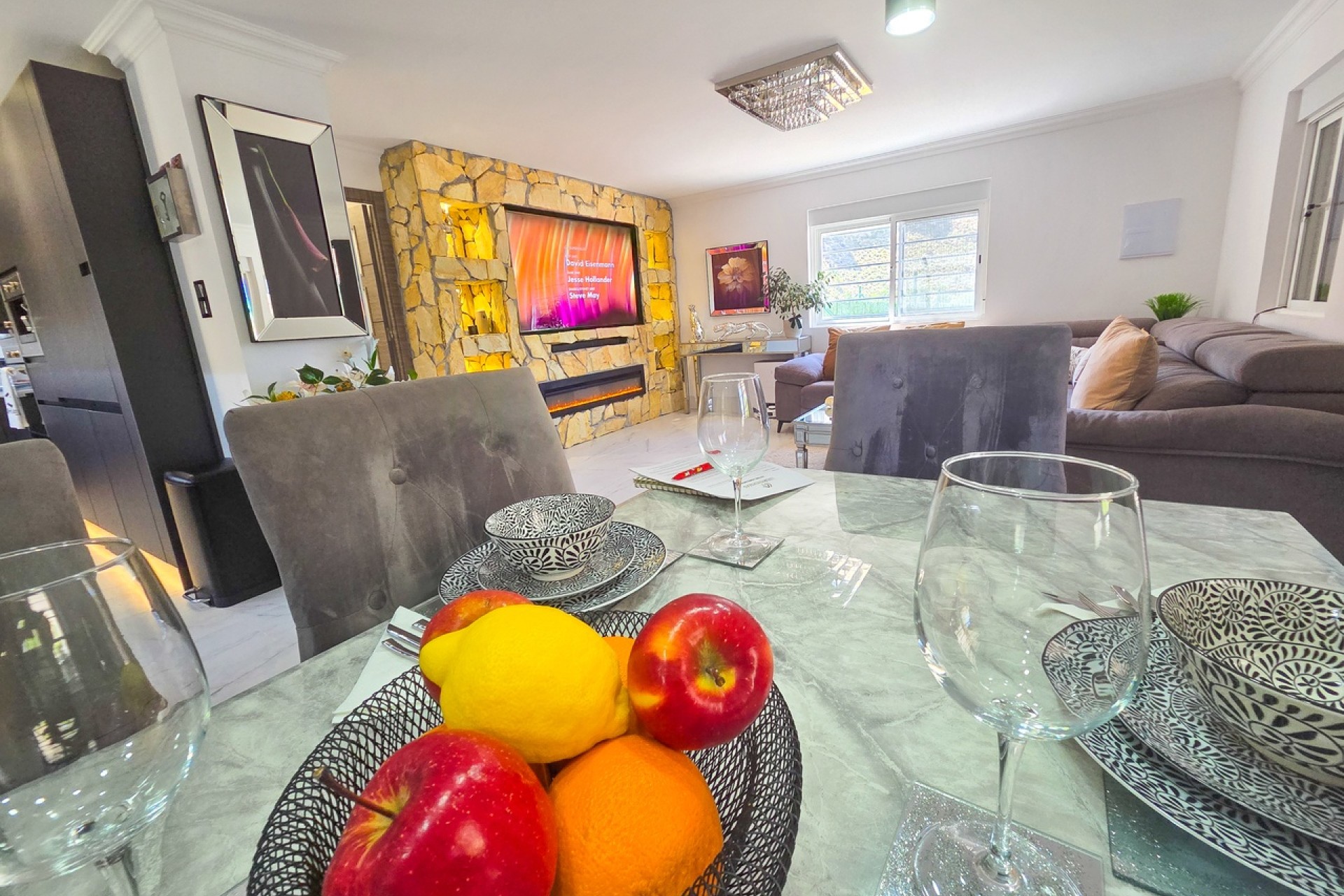 Venta - Chalet Independiente -
Crevillente