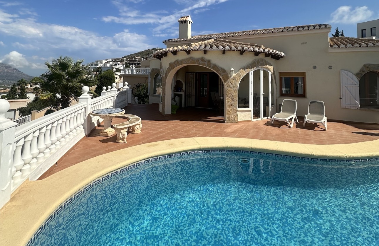Venta - Chalet Independiente -
Cumbre Del Sol - Costa Blanca