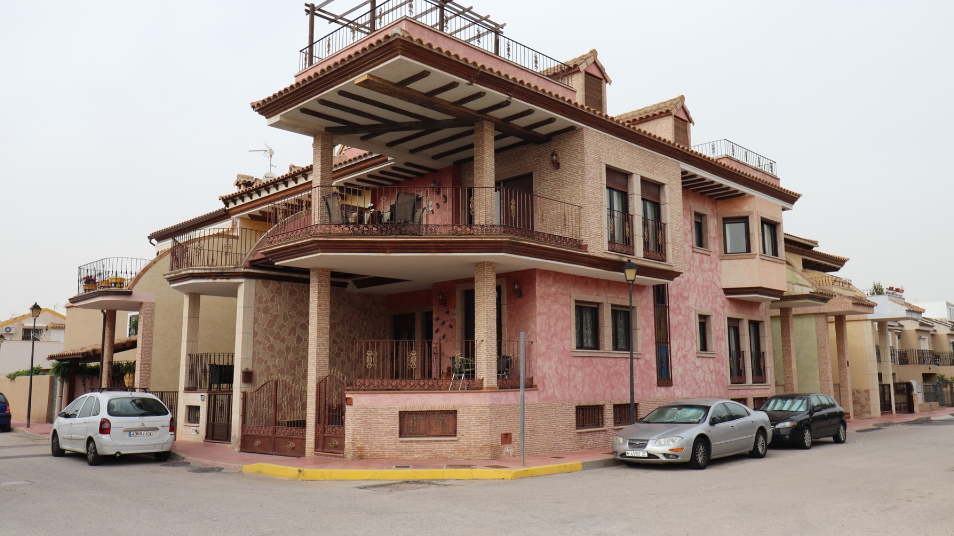 Venta - Chalet Independiente -
Daya Nueva