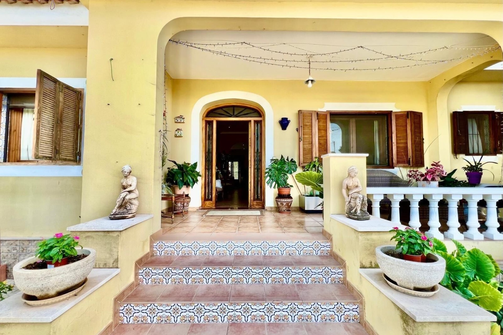 Venta - Chalet Independiente -
Daya Vieja - Costa Blanca Sur
