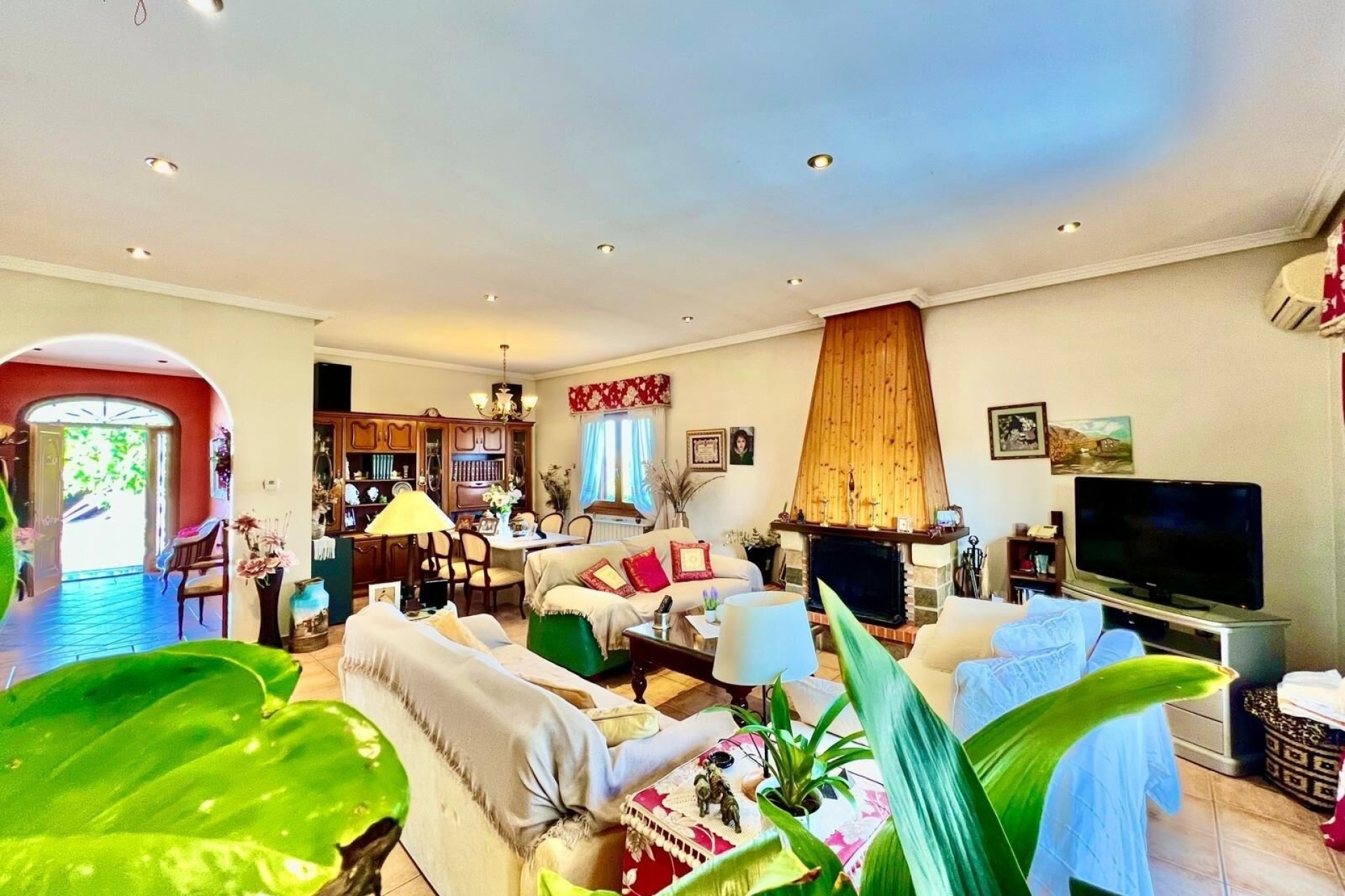 Venta - Chalet Independiente -
Daya Vieja - Costa Blanca Sur