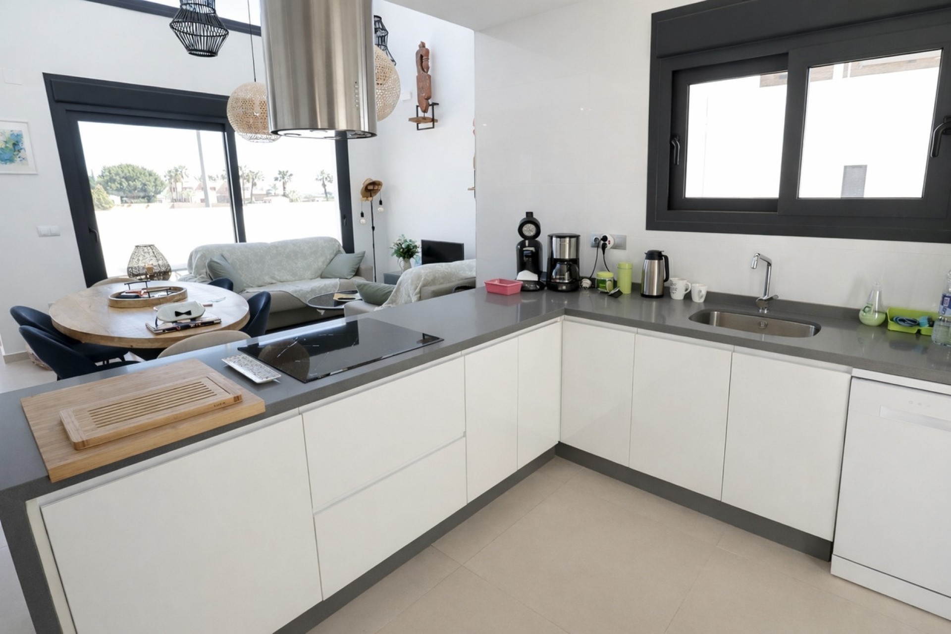 Venta - Chalet Independiente -
Daya Vieja