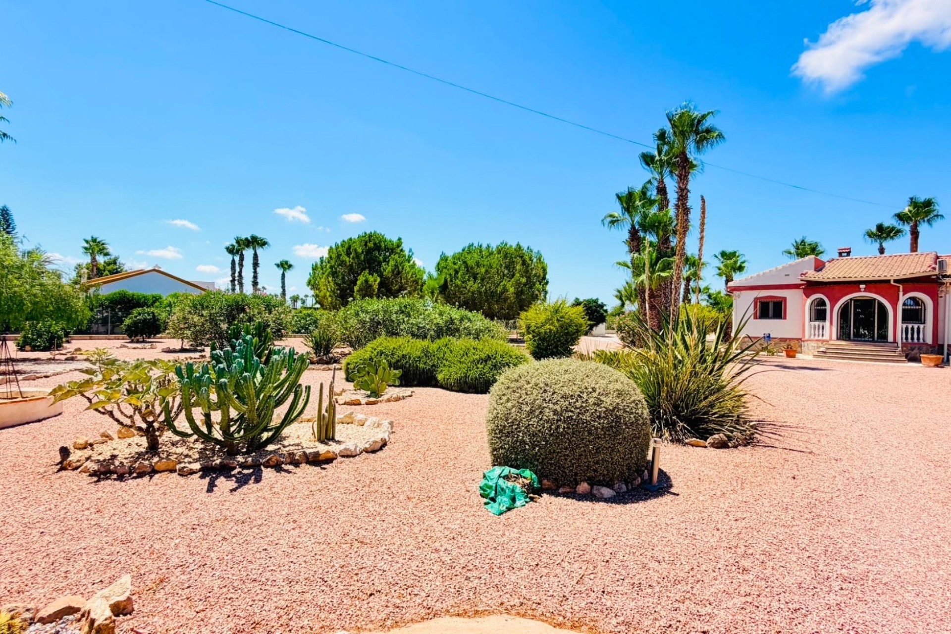 Venta - Chalet Independiente -
Daya Vieja