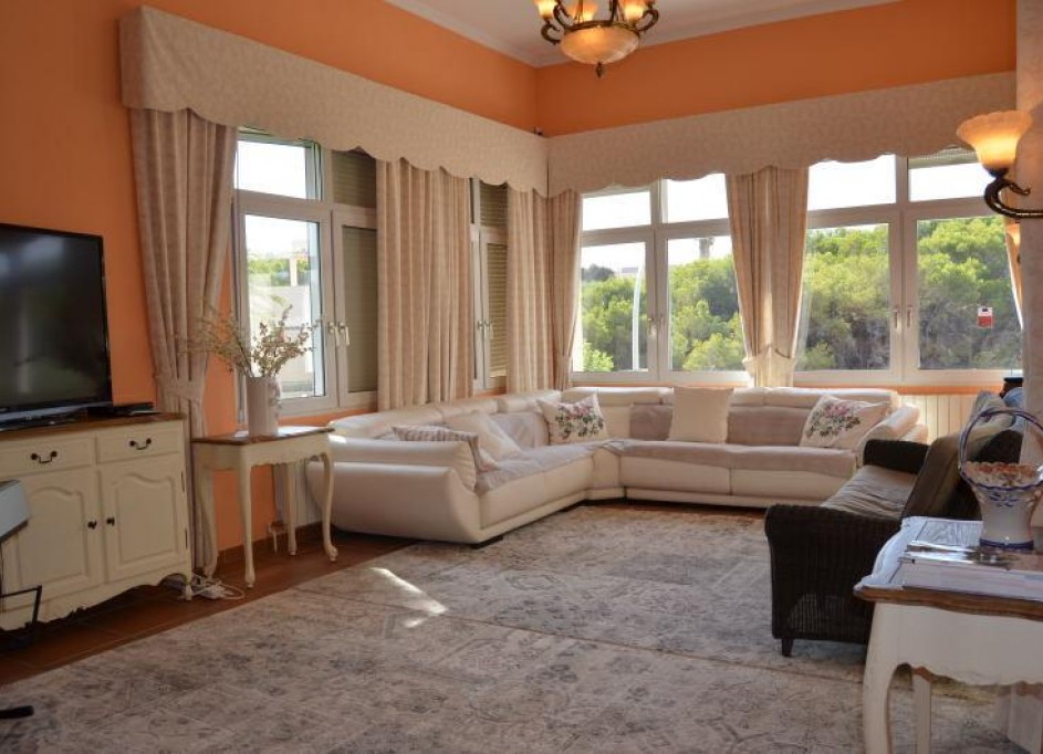 Venta - Chalet Independiente -
Dehesa de Campoamor