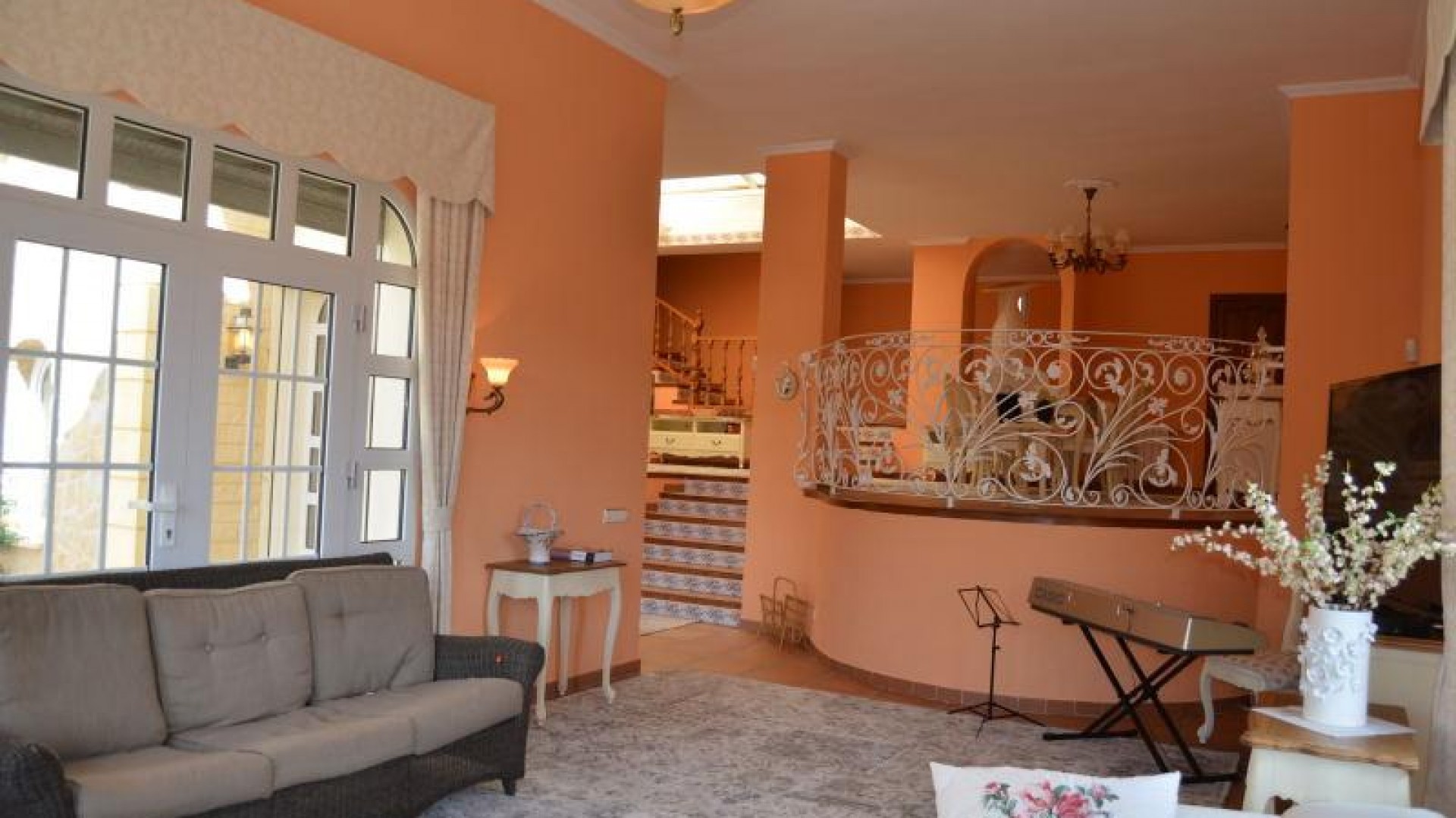 Venta - Chalet Independiente -
Dehesa de Campoamor