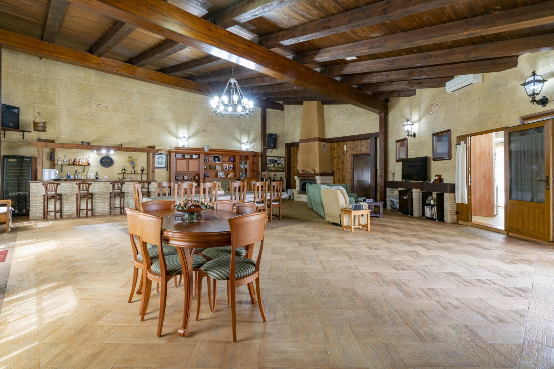 Venta - Chalet Independiente -
El Beal - Inland