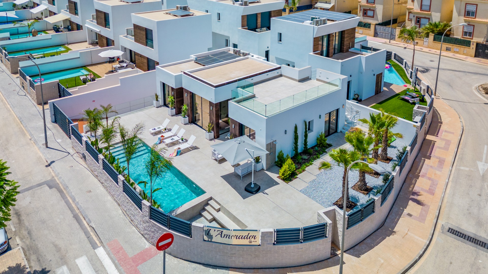 Venta - Chalet Independiente -
El Campello - El Amerador