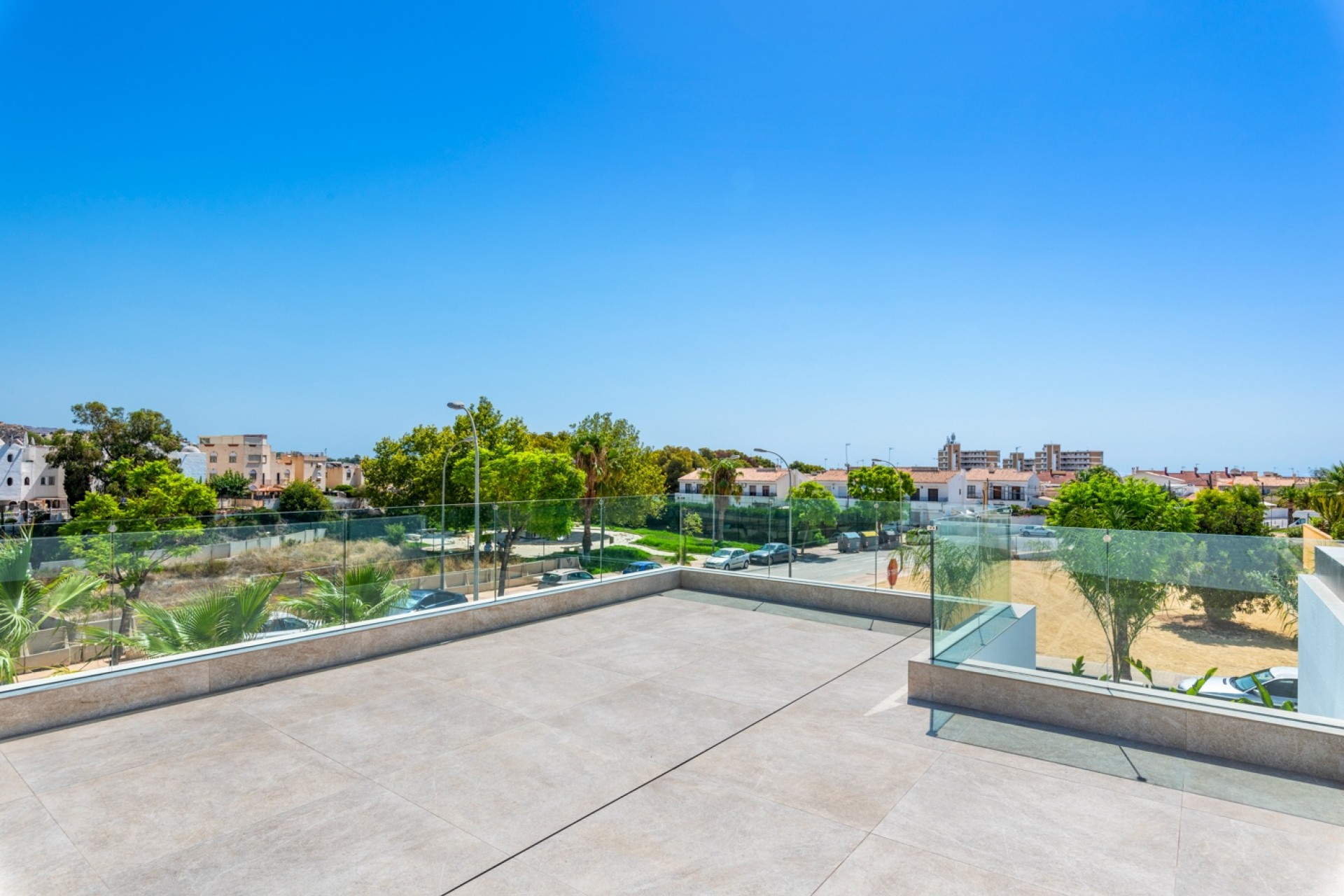 Venta - Chalet Independiente -
El Campello - El Amerador