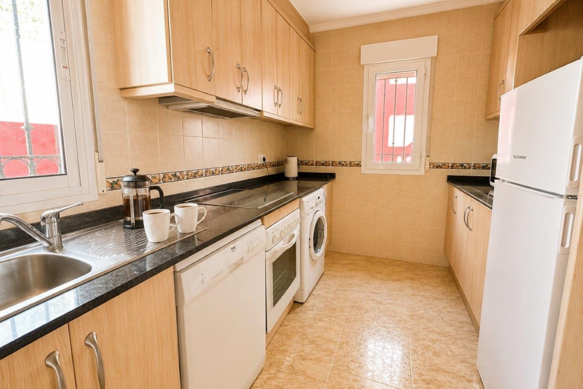 Venta - Chalet Independiente -
El Carmoli - Costa Calida