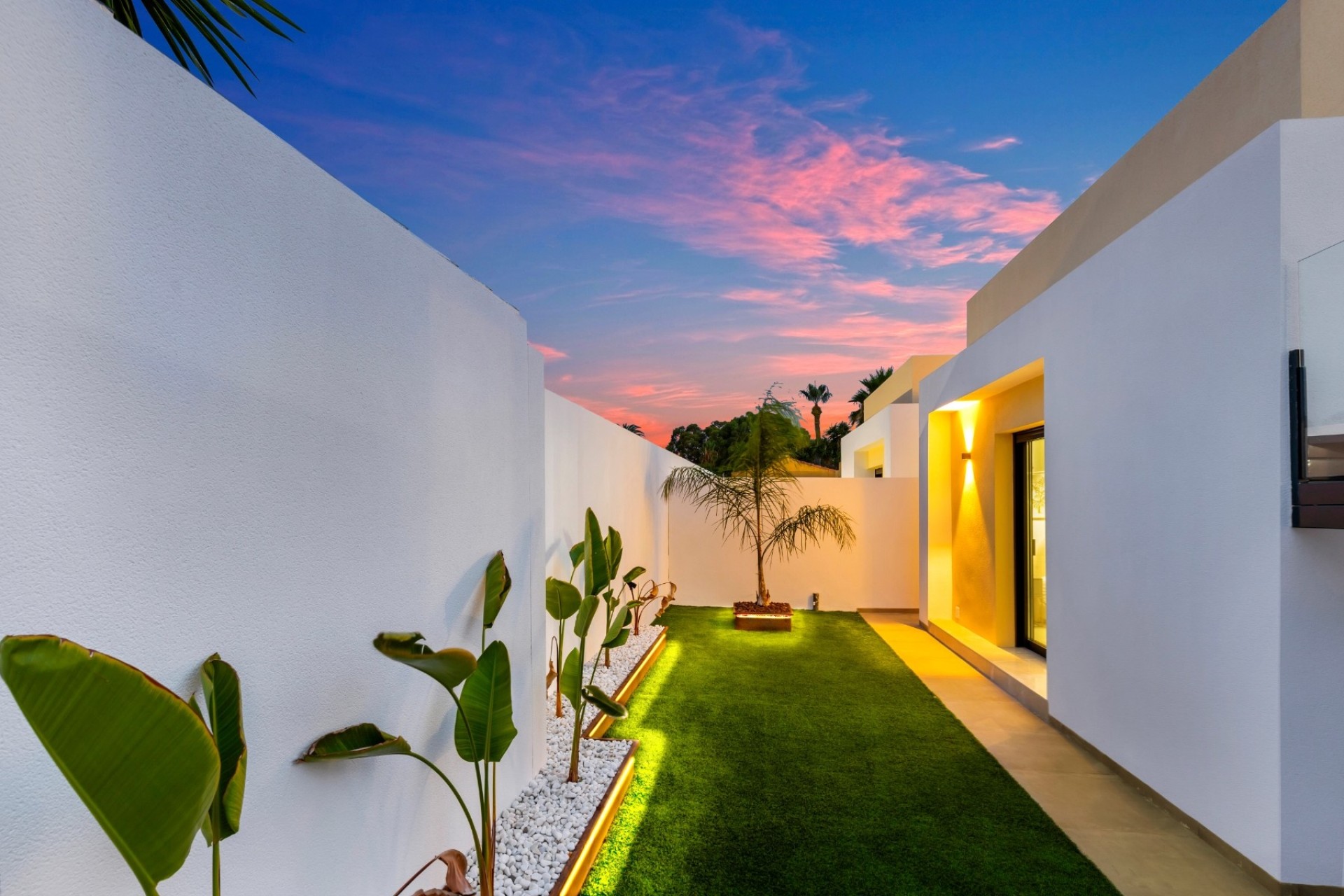Venta - Chalet Independiente -
El Chaparral