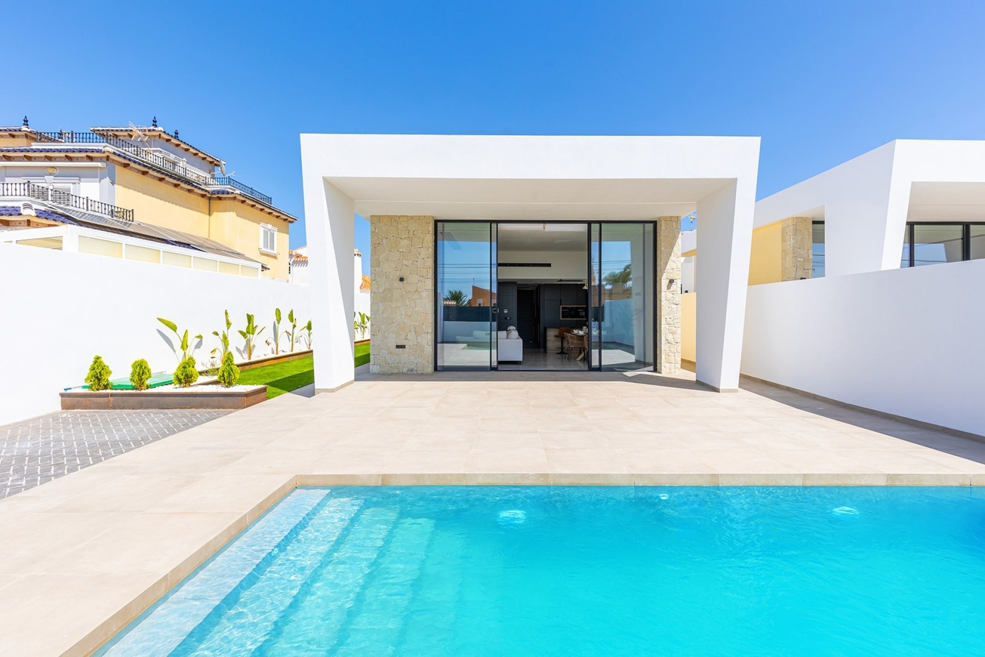 Venta - Chalet Independiente -
El Chaparral